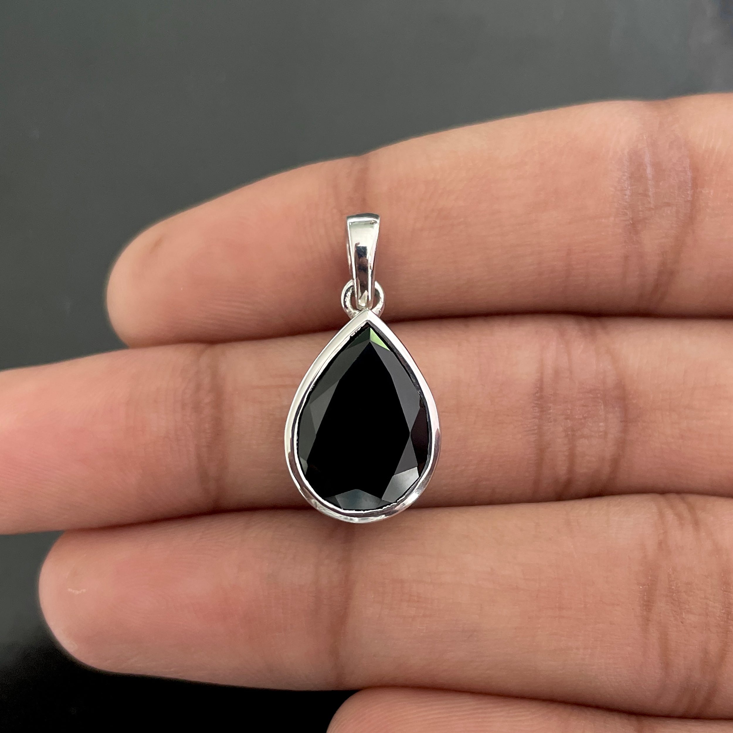 Black Tourmaline Pendant-(BLS-SP-463.)