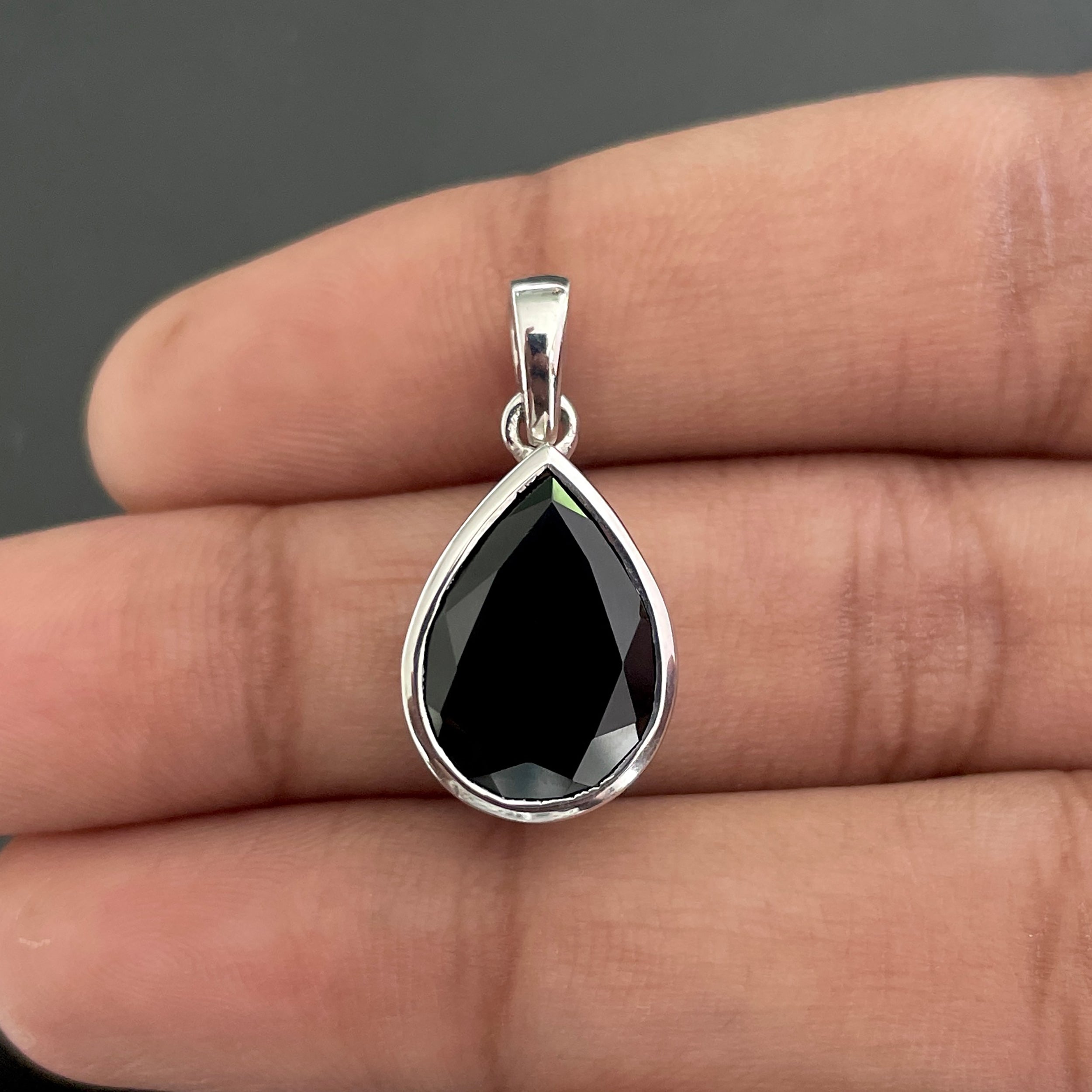 Black Tourmaline Pendant-(BLS-SP-463.)