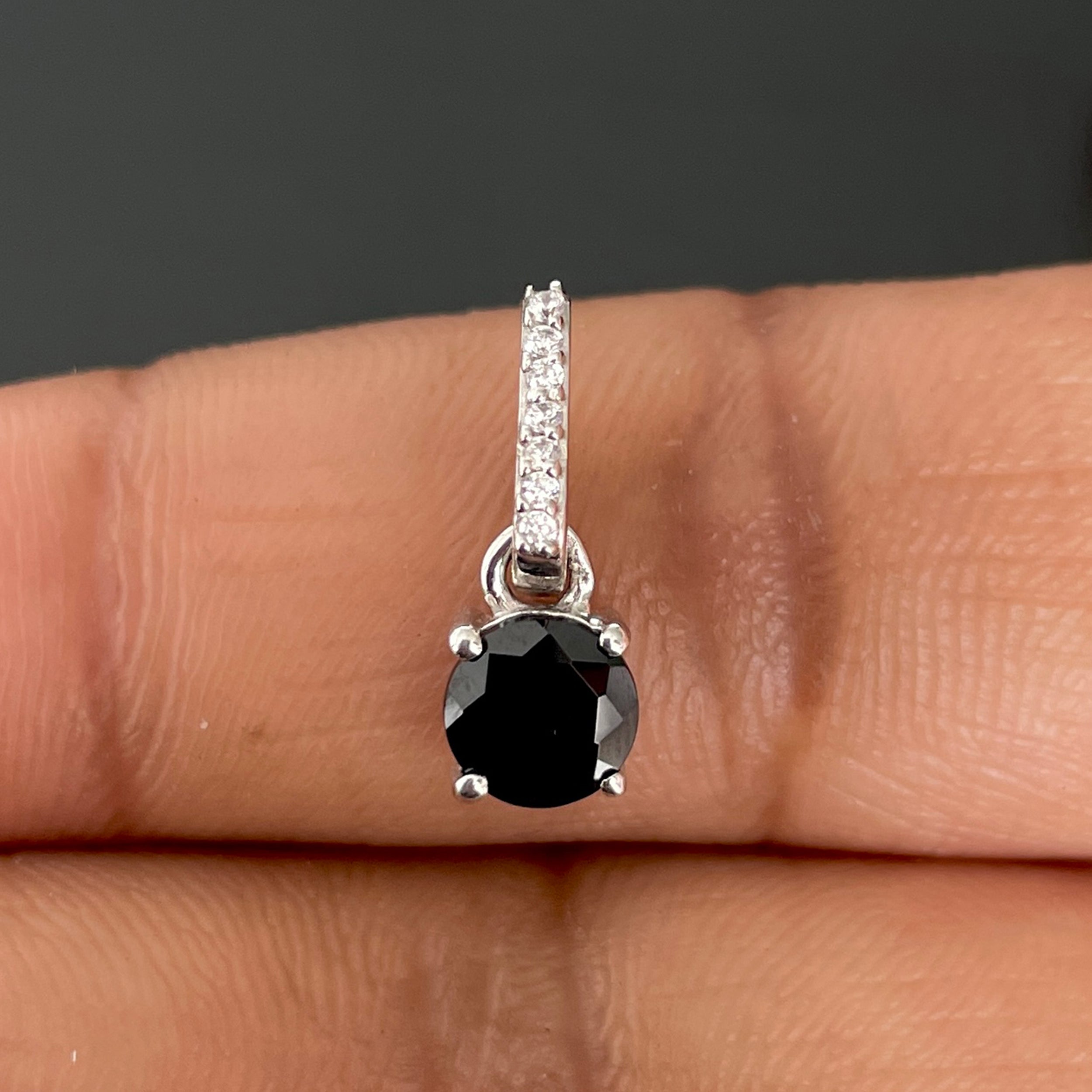 Black Tourmaline Pendant-(BLS-SP-549.)