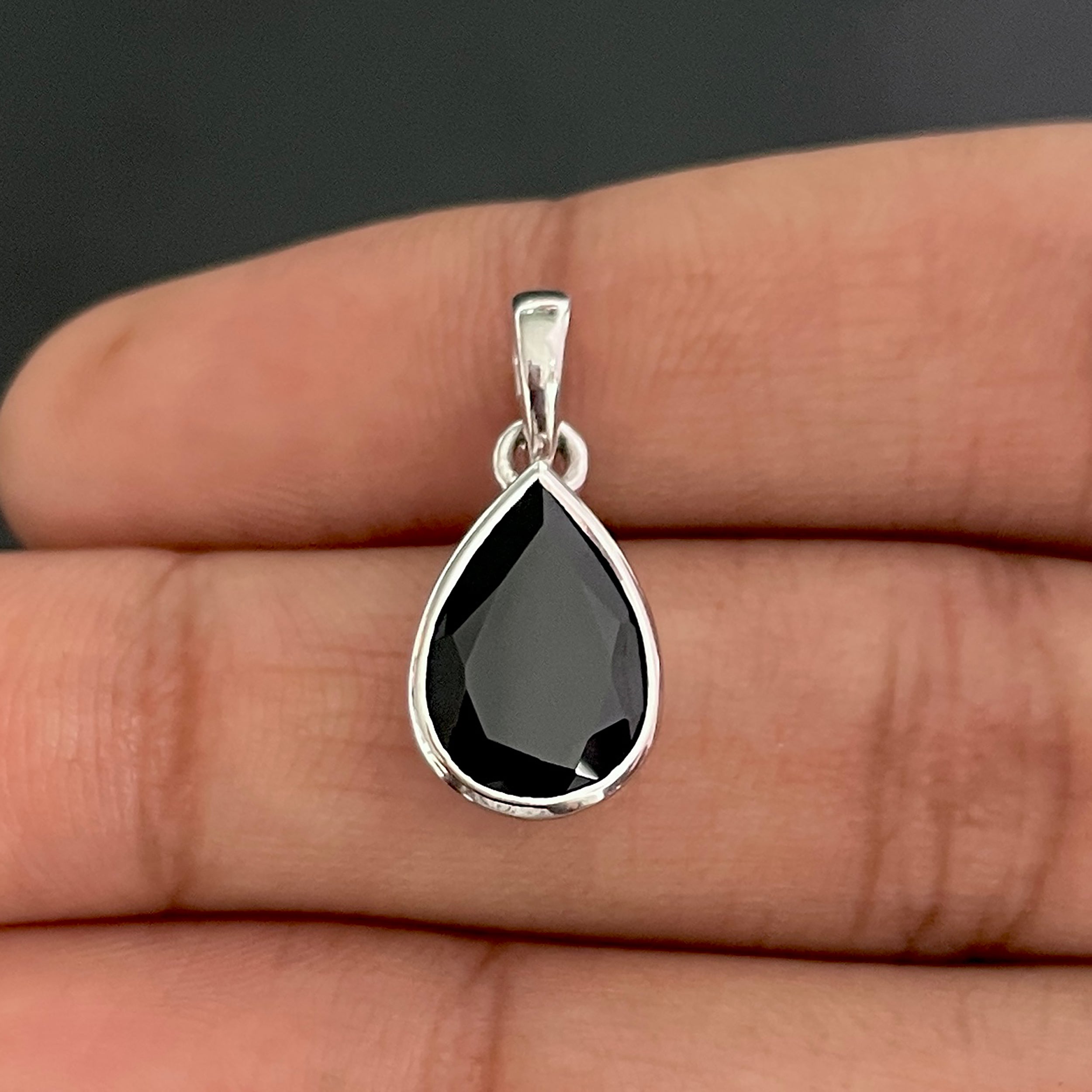 Black Tourmaline Pendant-(BLS-SP-790.)