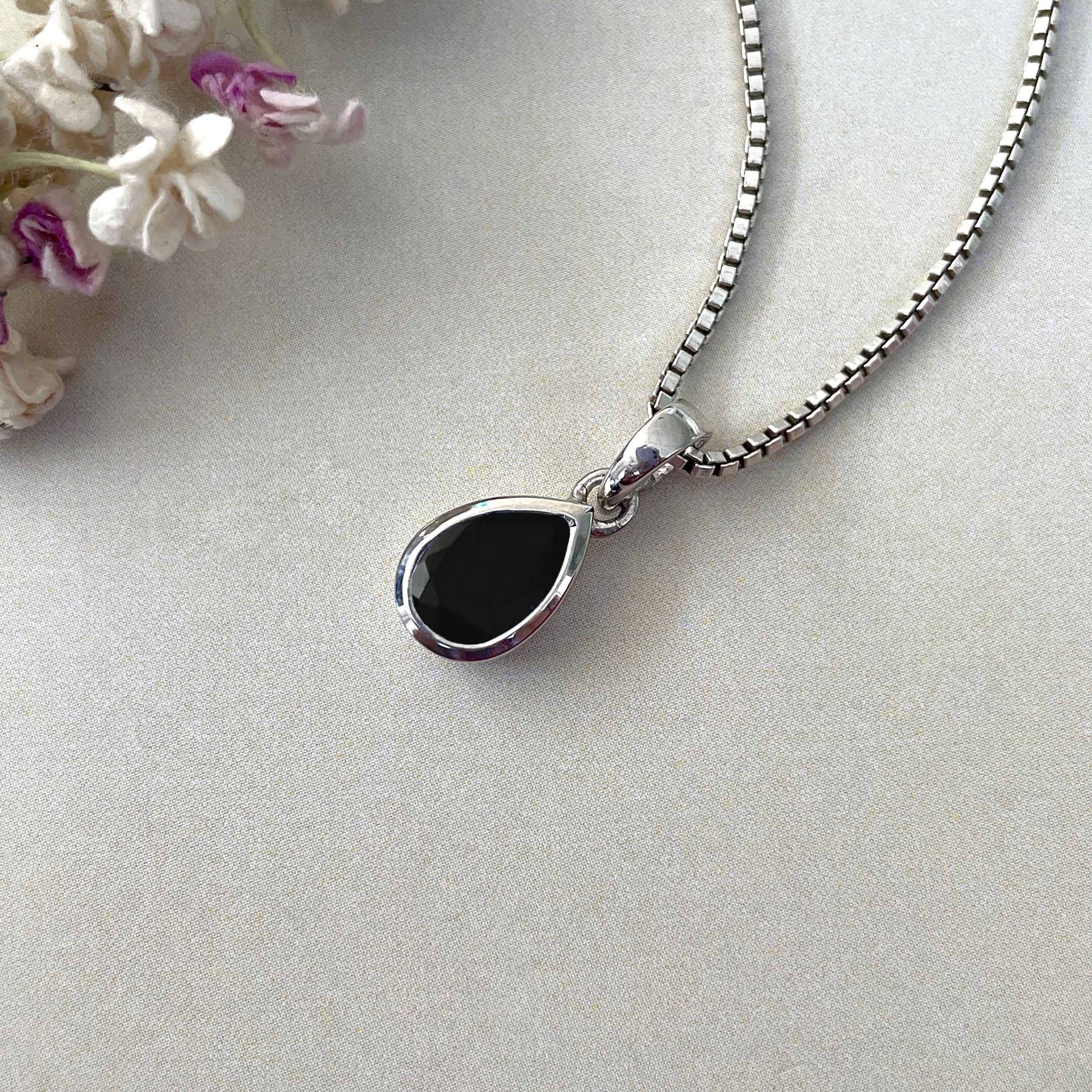 Black Tourmaline Pendant-(BLS-SP-956.)