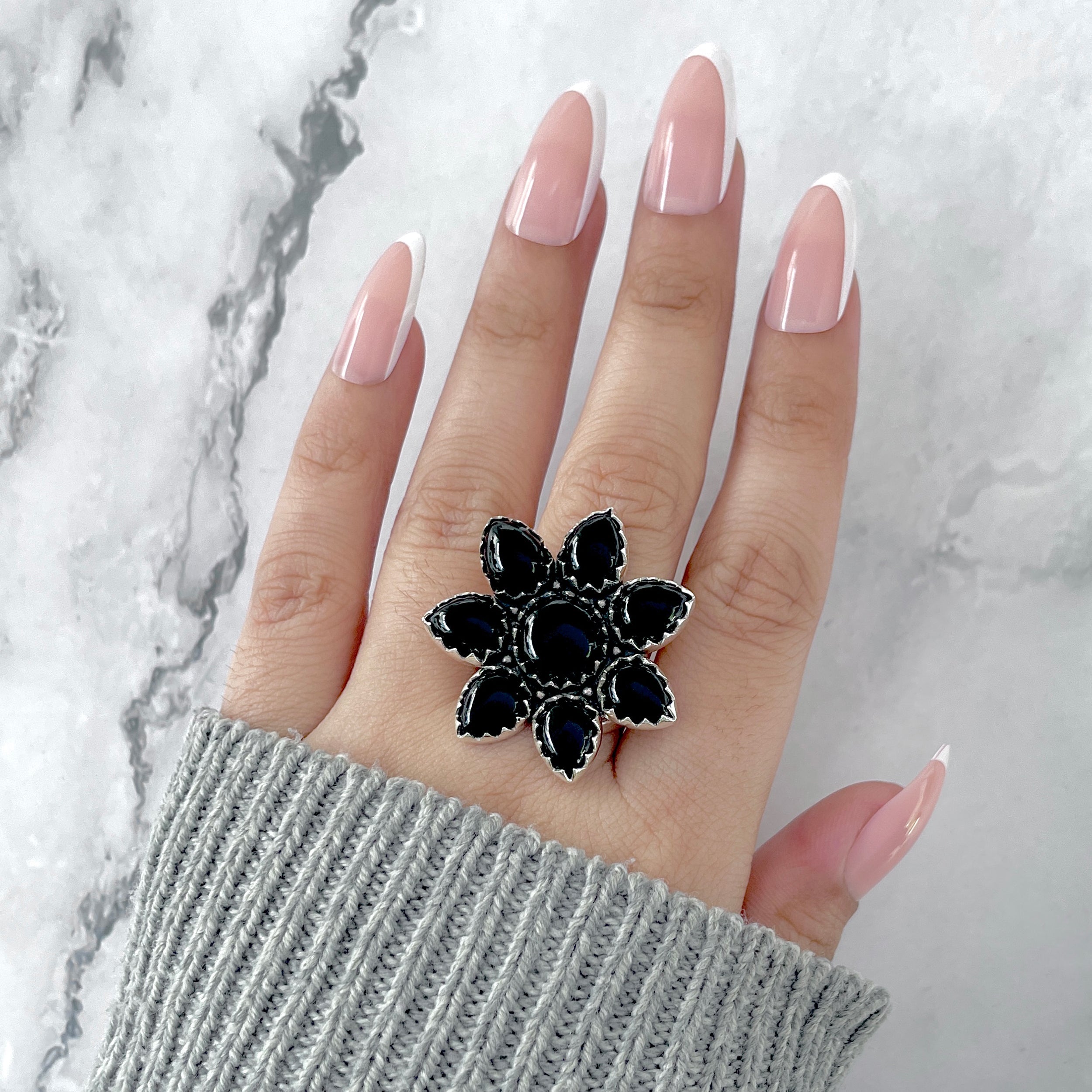 Black Onyx Flower Ring Size 8-(BOX-FLR-11.)