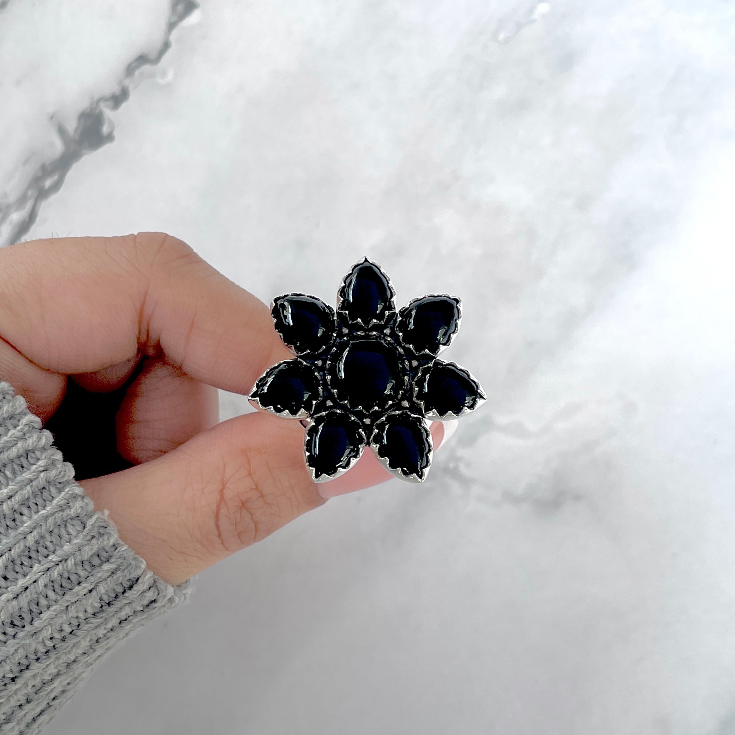Black Onyx Flower Ring Size 8-(BOX-FLR-11.)