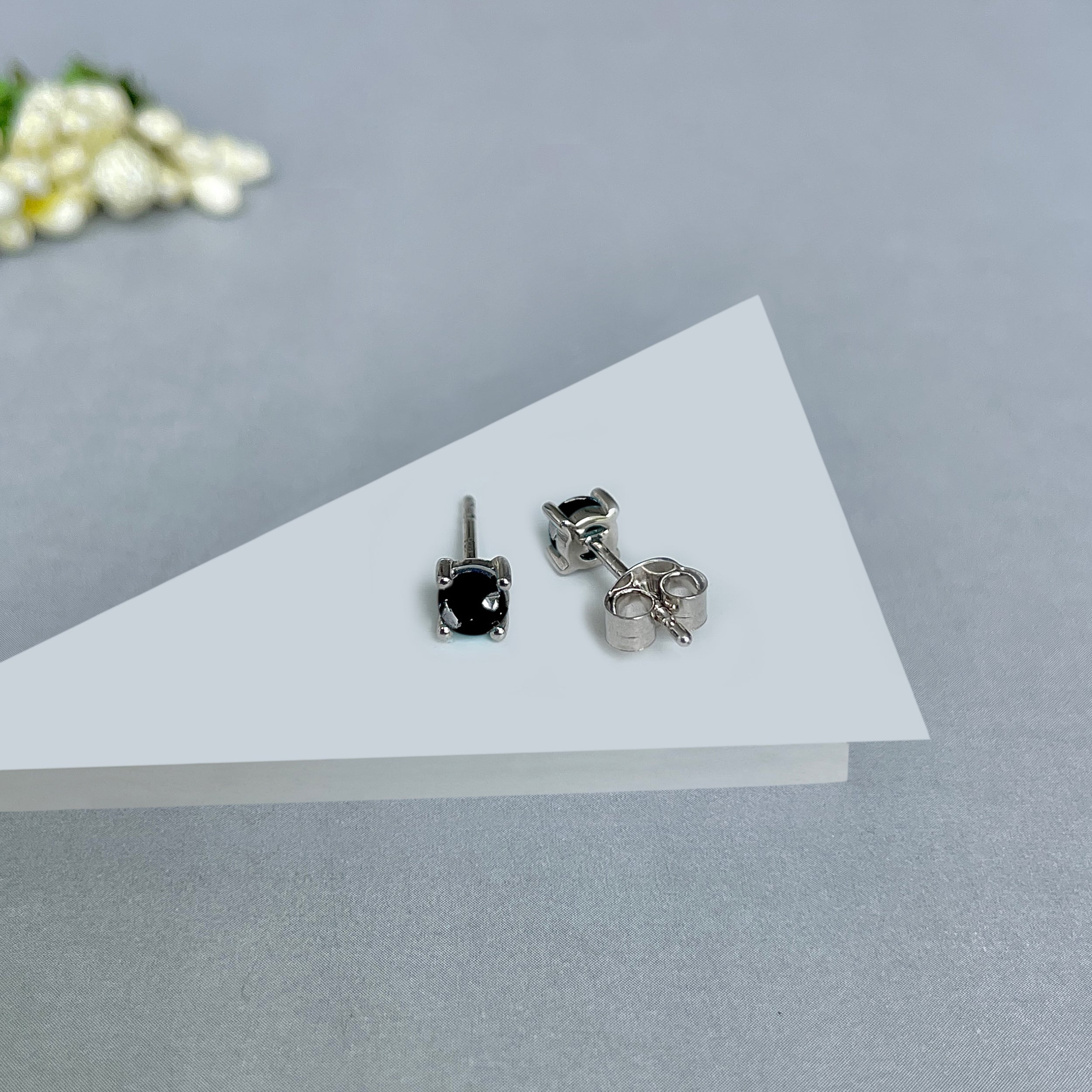 Black Onyx Stud Earrings-(BOX-SE-1068.)