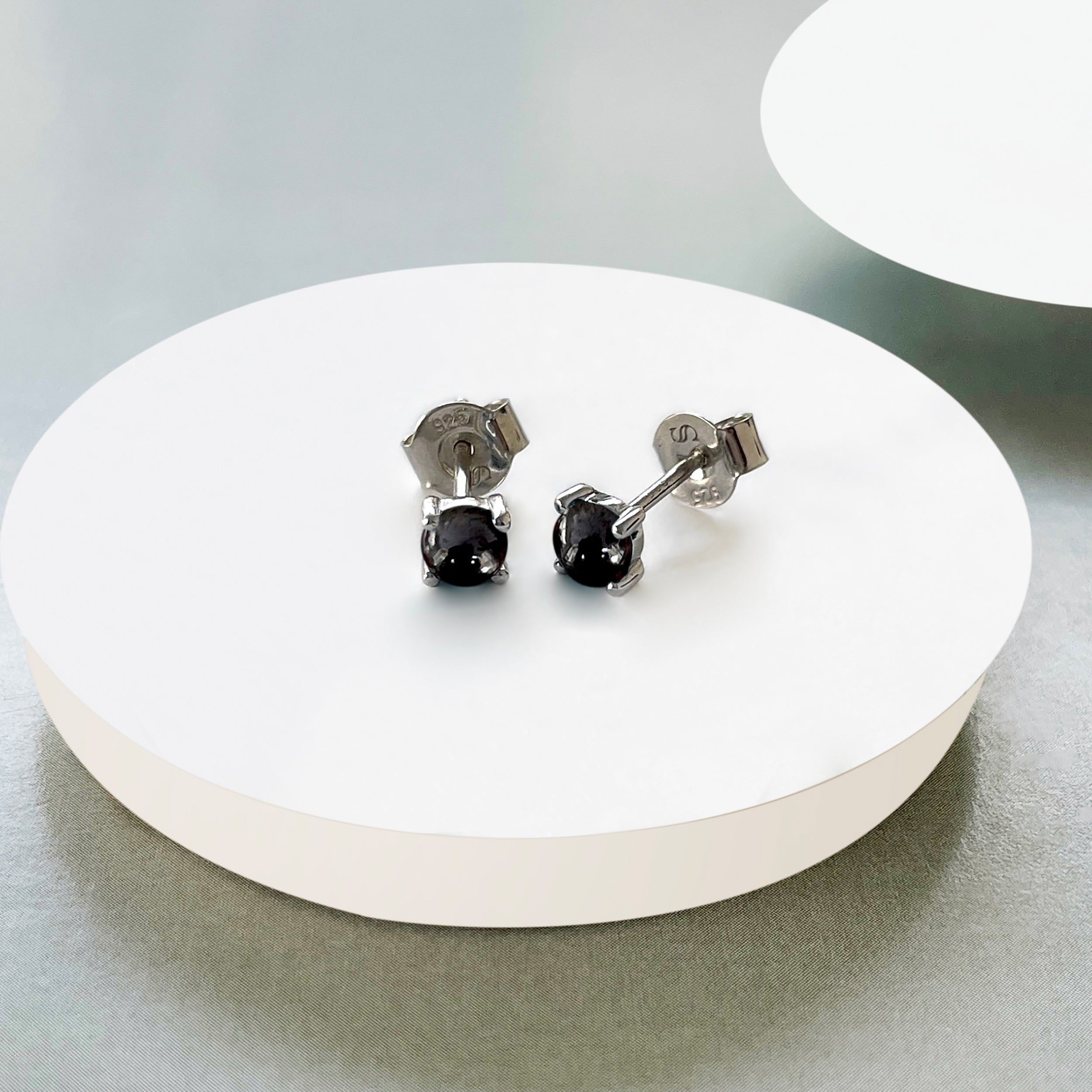 Black Onyx Stud Earring-(BOX-SE-1068.)