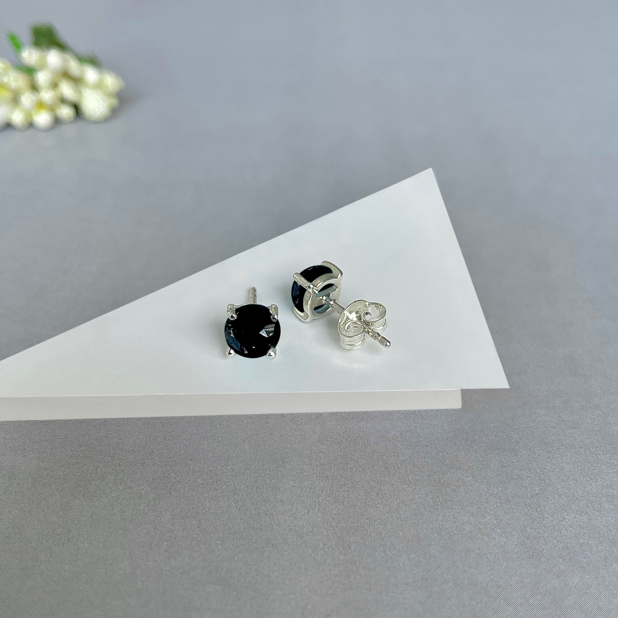 Black Onyx Stud Earrings-(BOX-SE-1069.)