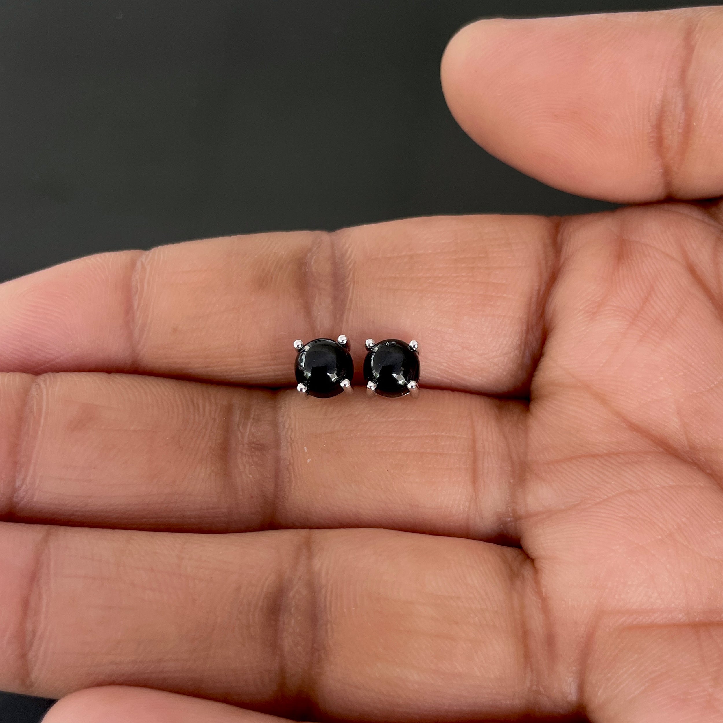 Black Onyx Stud Earring-(BOX-SE-1069.)
