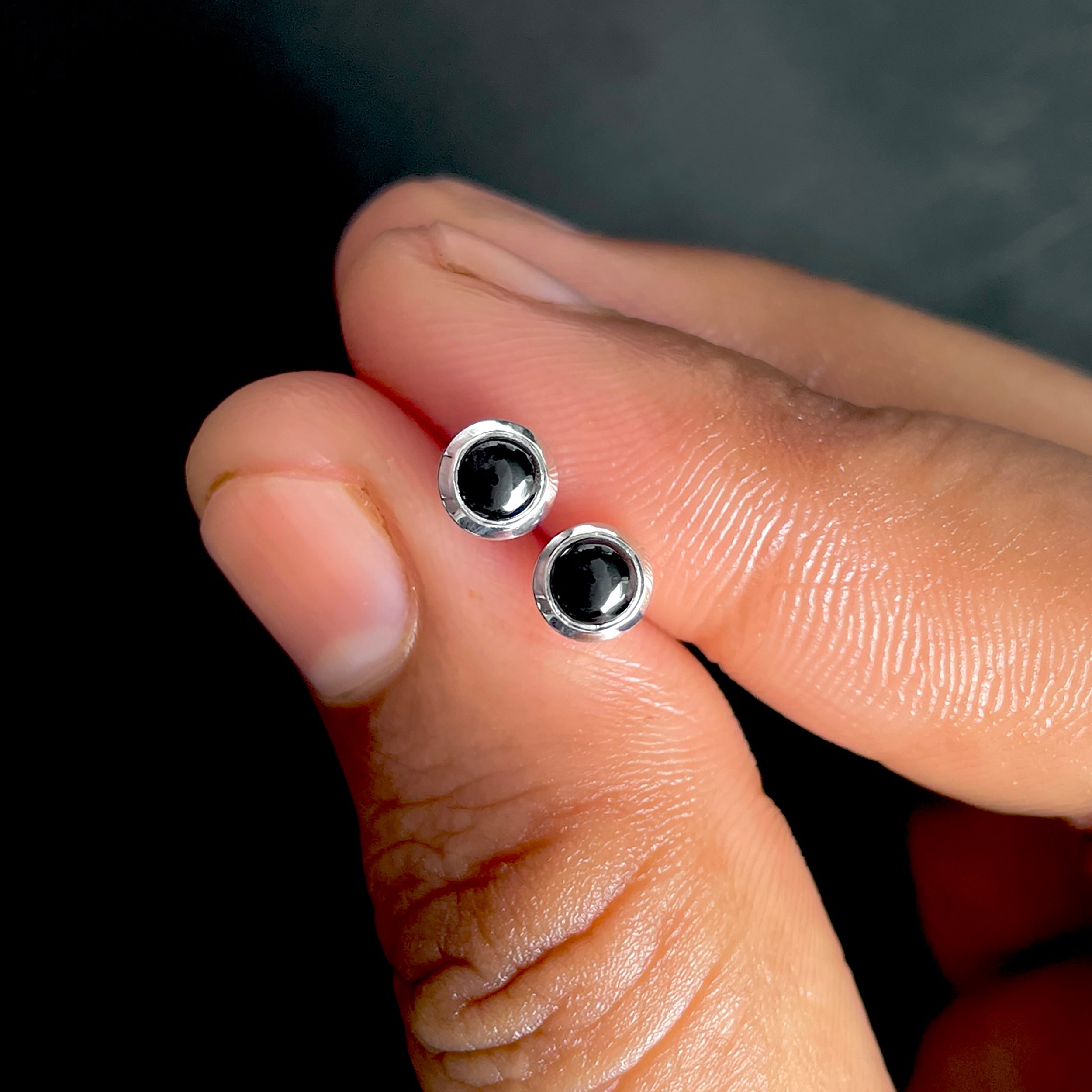 Black Onyx Stud Earrings-(BOX-SE-1072.)
