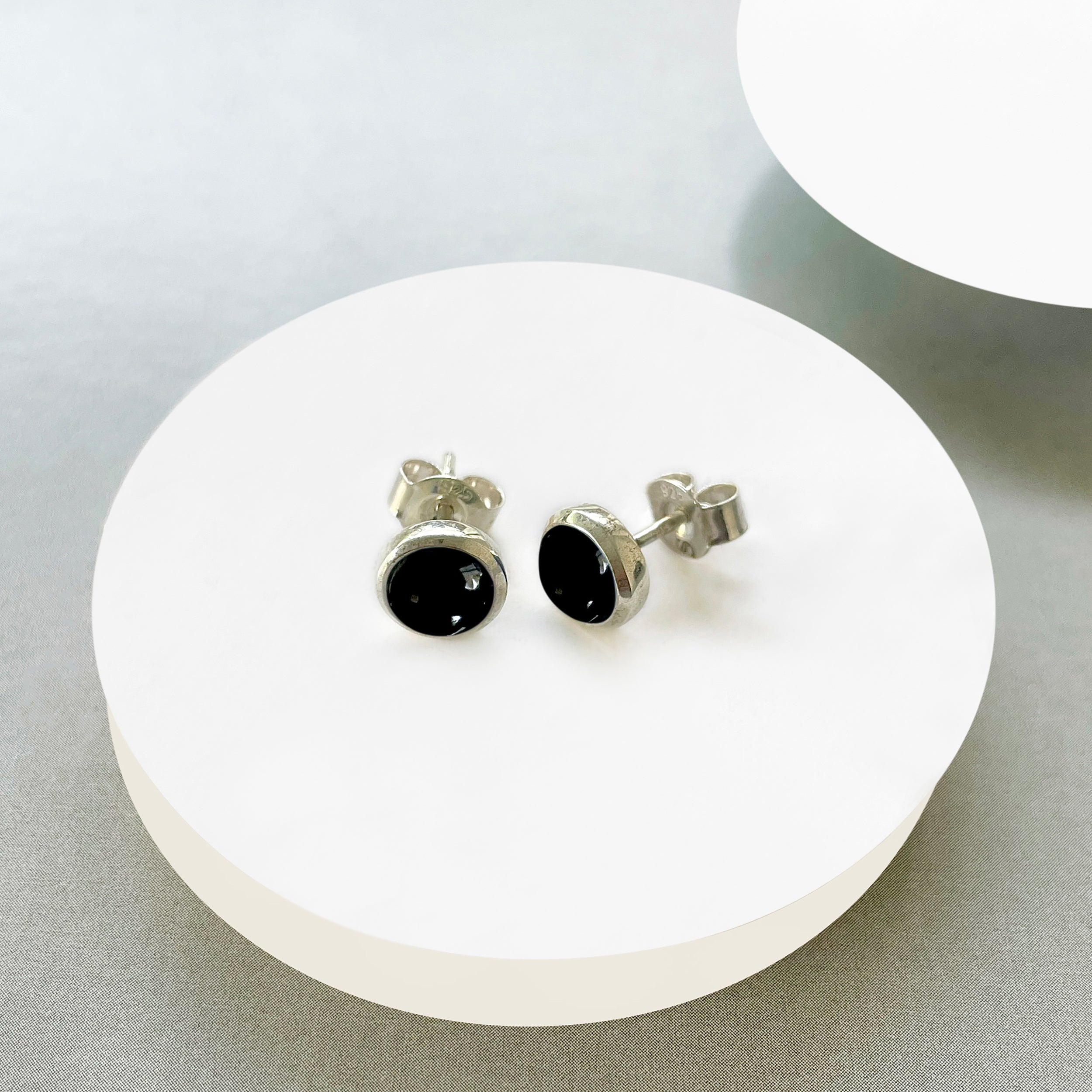 Black Onyx Stud Earring-(BOX-SE-1073.)