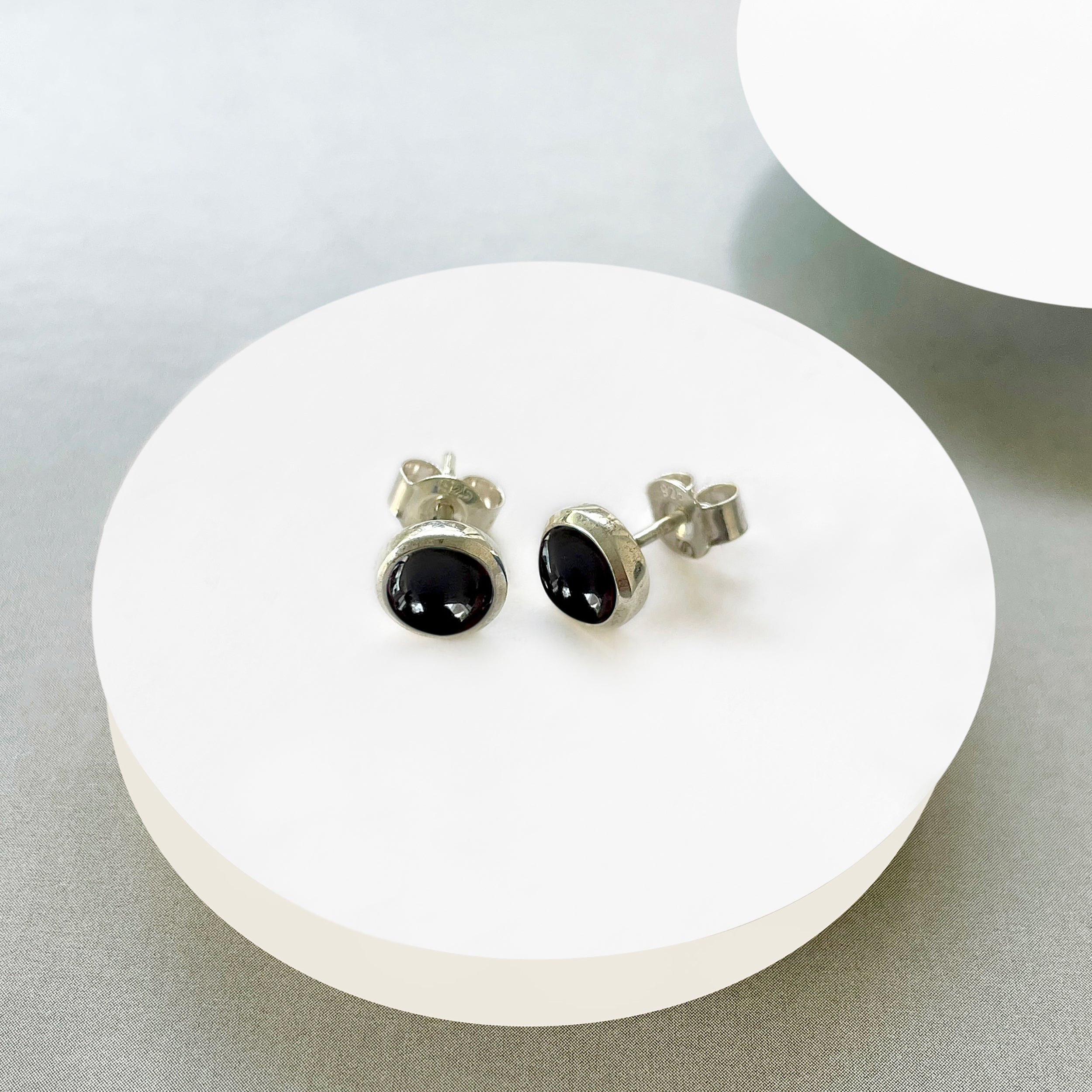 Black Onyx Stud Earring-(BOX-SE-1073.)