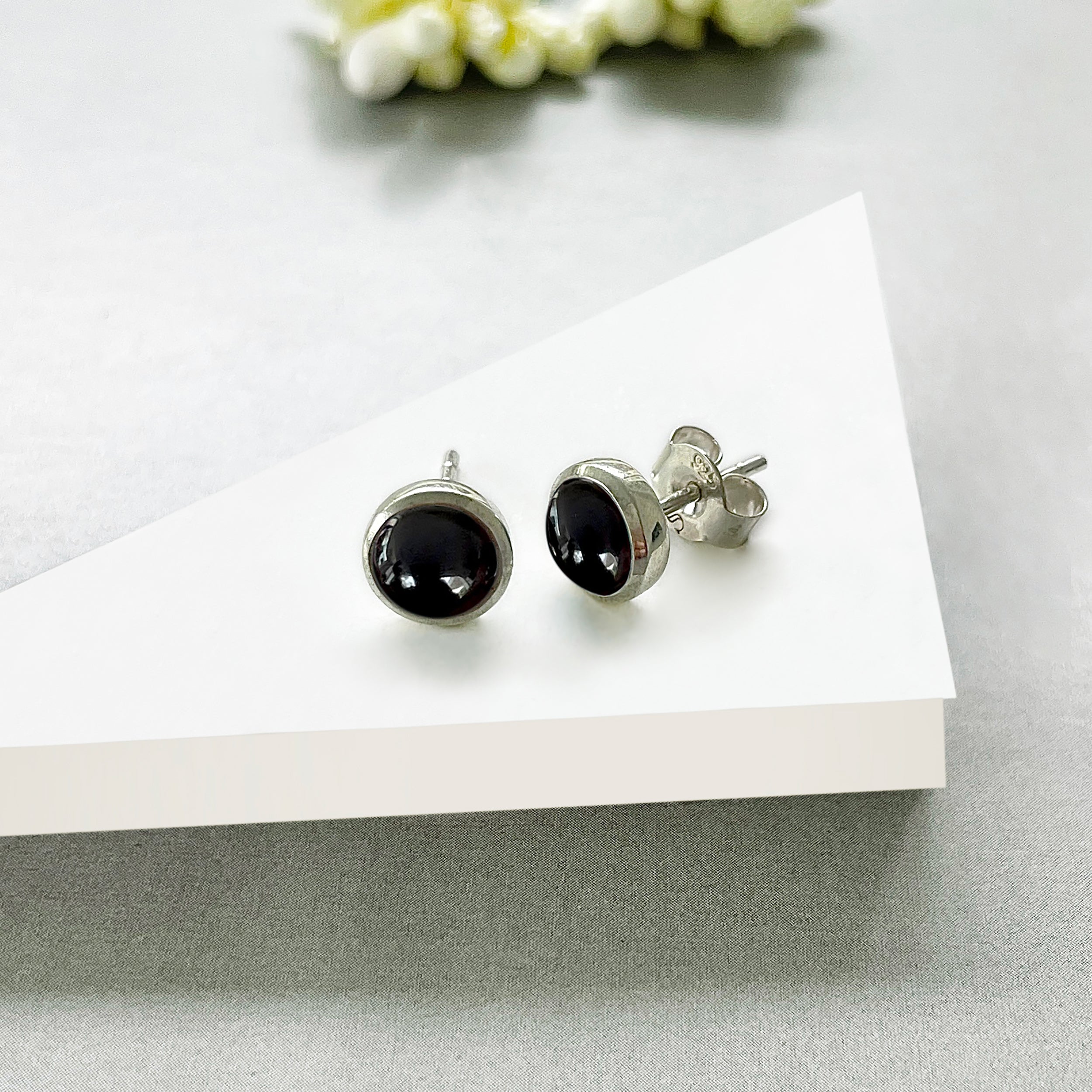 Black Onyx Stud Earring-(BOX-SE-1073.)
