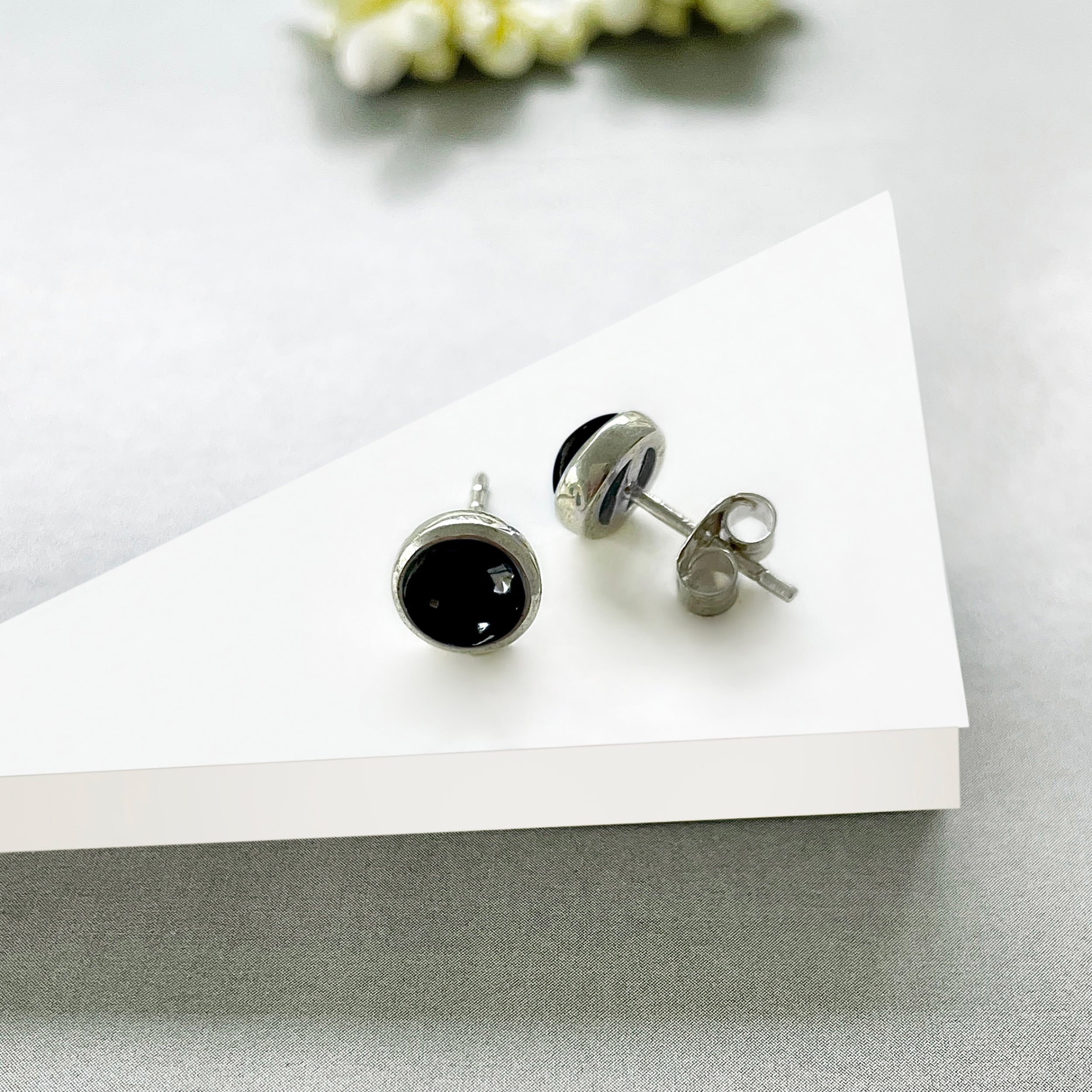 Black Onyx Stud Earring-(BOX-SE-1073.)