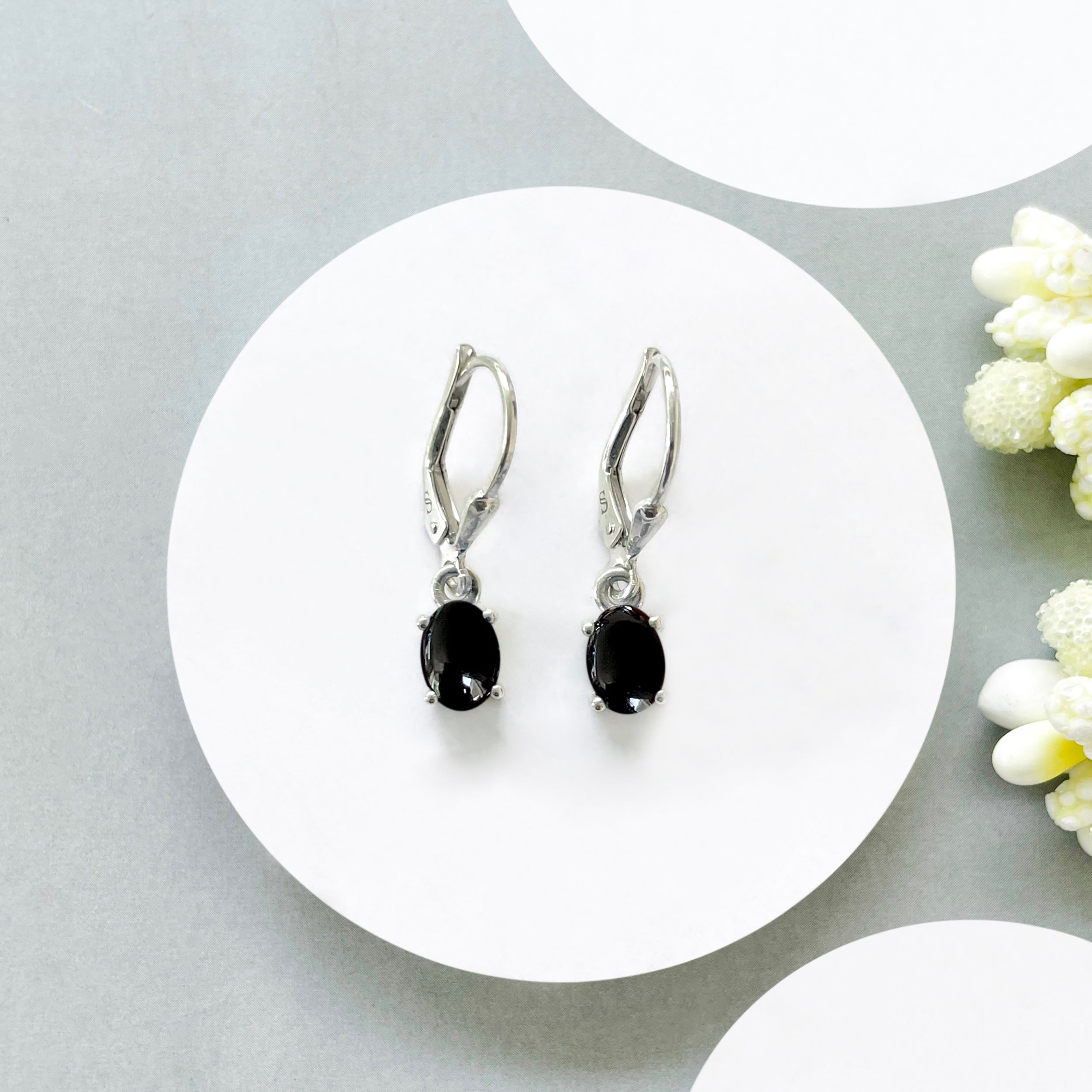 Black Onyx Leverback Earring-(BOX-SE-1177.)