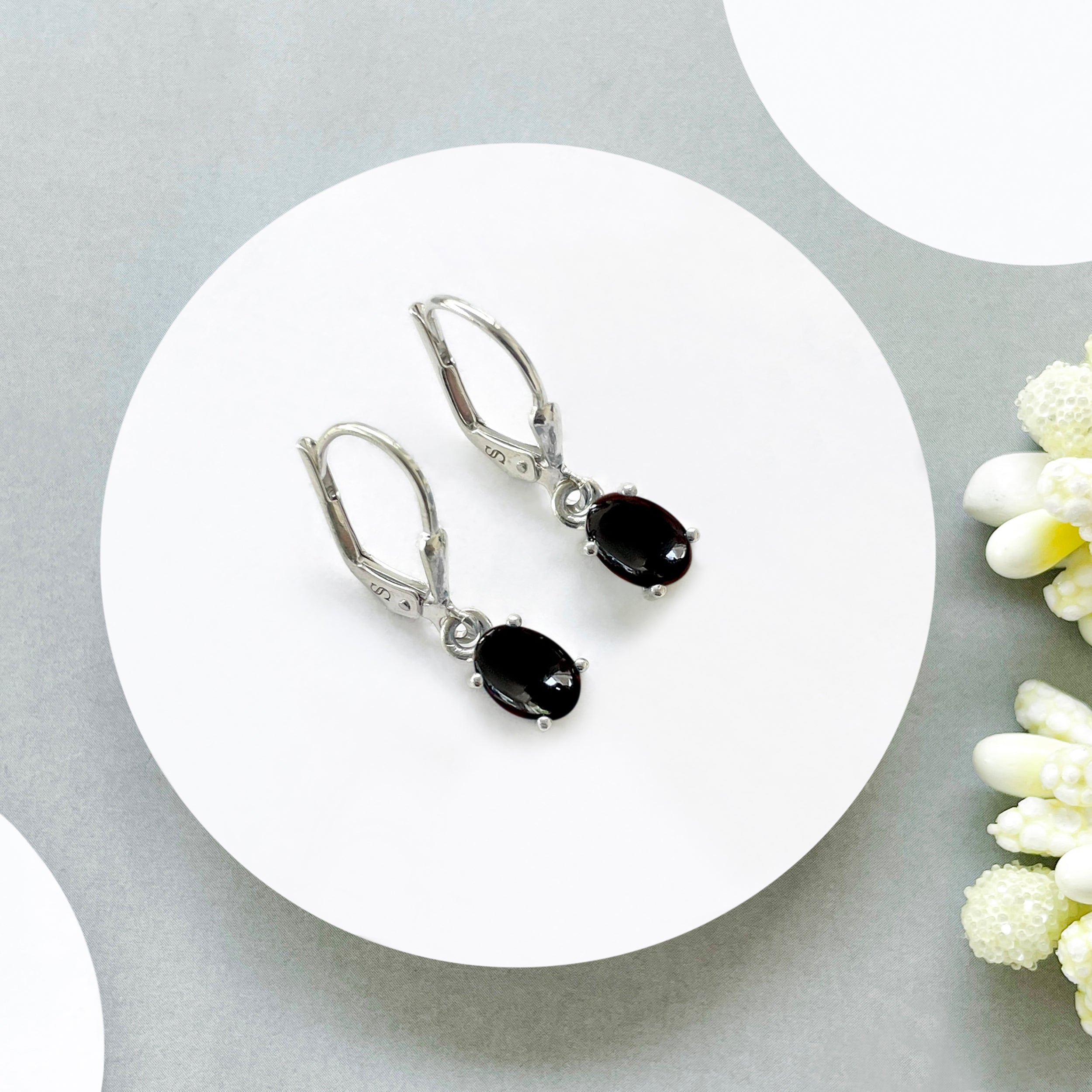 Black Onyx Leverback Earring-(BOX-SE-1177.)