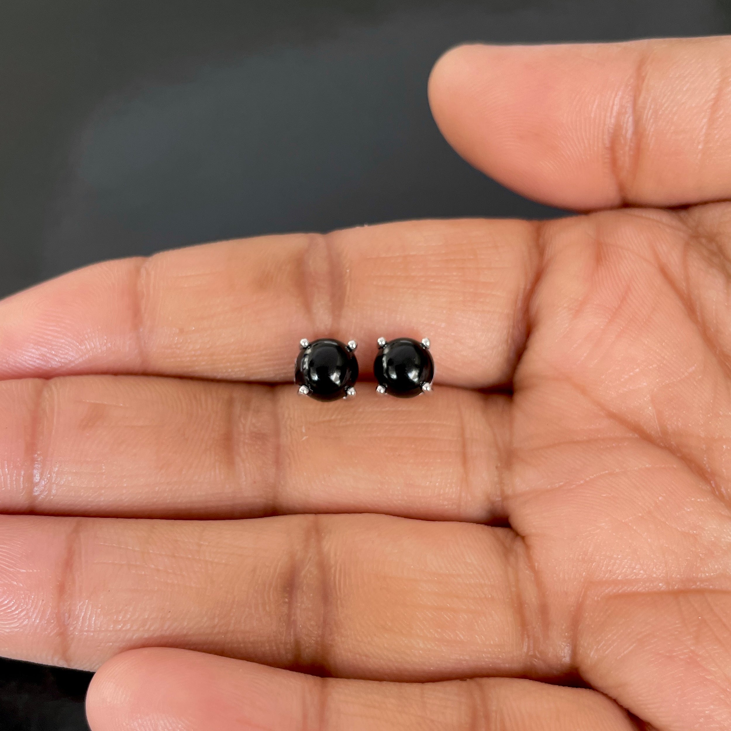 Black Onyx Stud Earring-(BOX-SE-1178.)