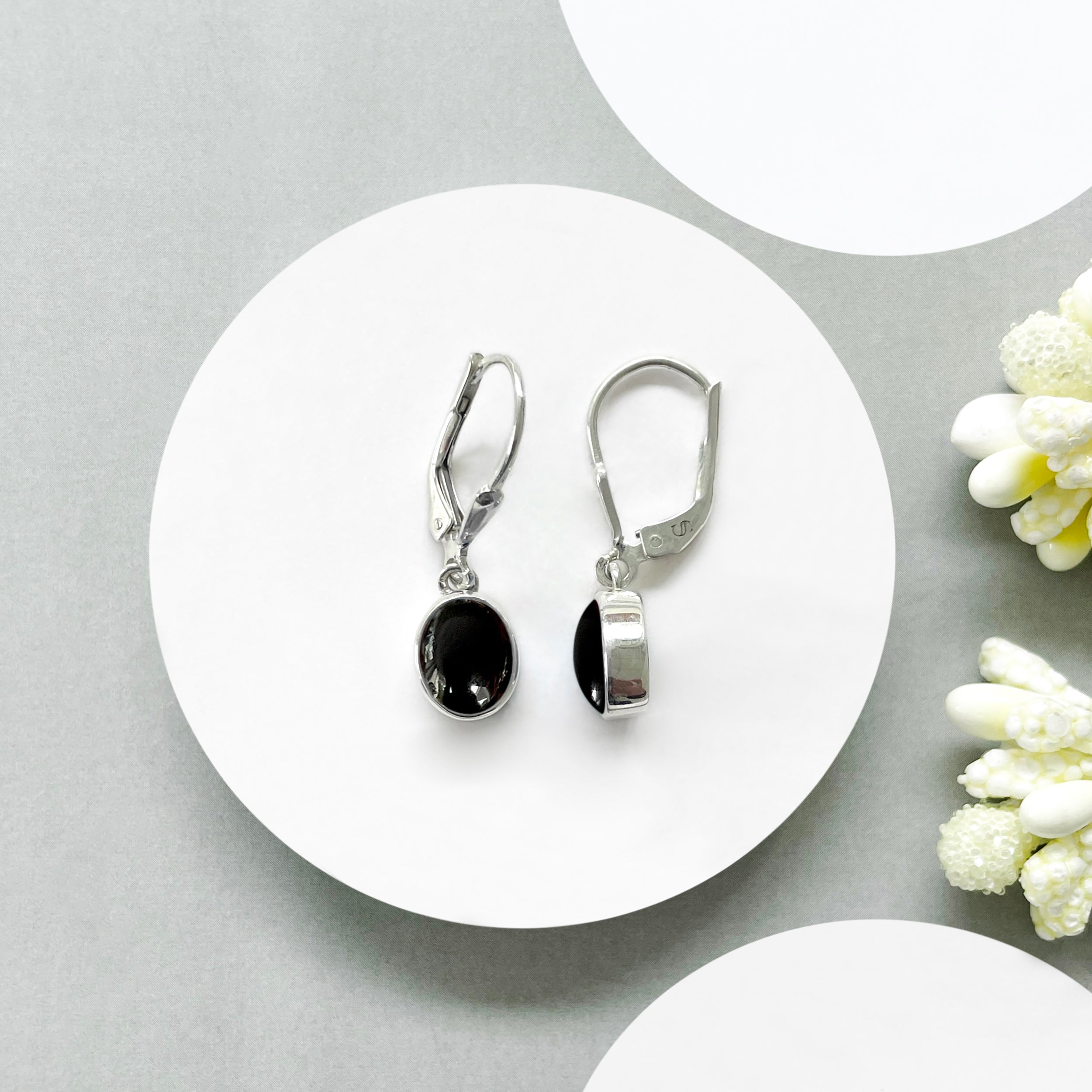 Black Onyx Leverback Earring-(BOX-SE-1242.)