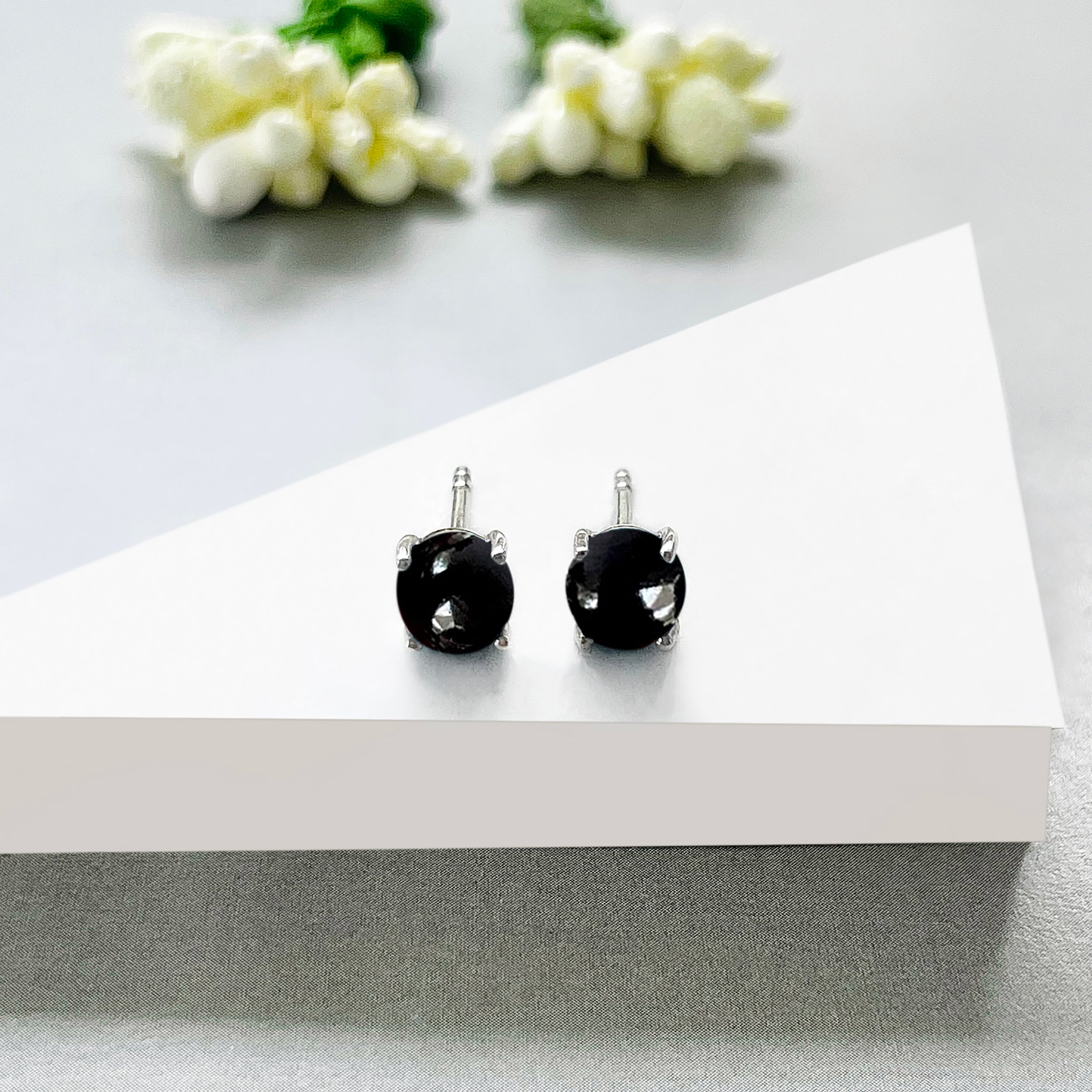 Black Onyx Stud Earring-(BOX-SE-699.)