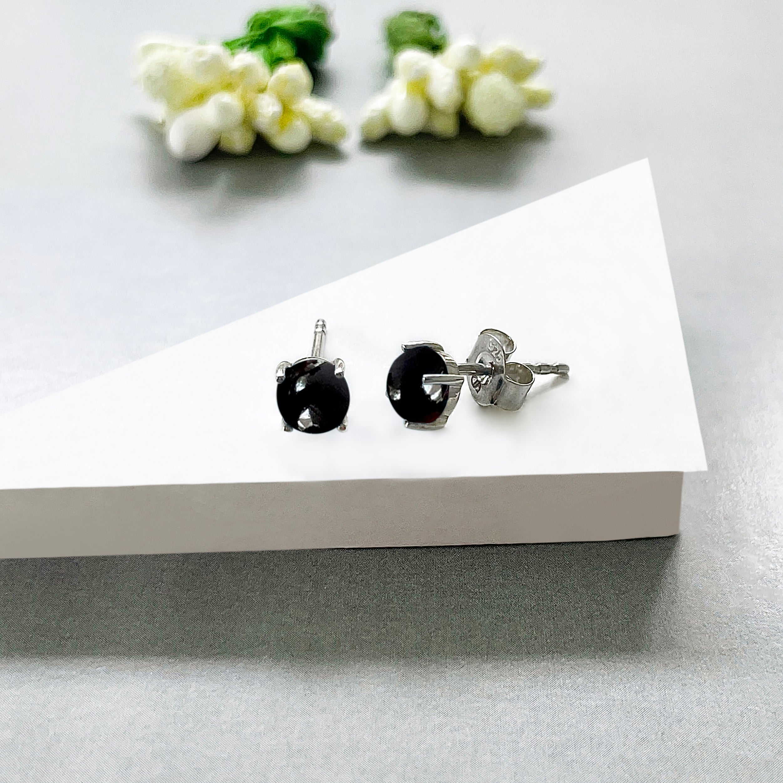 Black Onyx Stud Earring-(BOX-SE-699.)