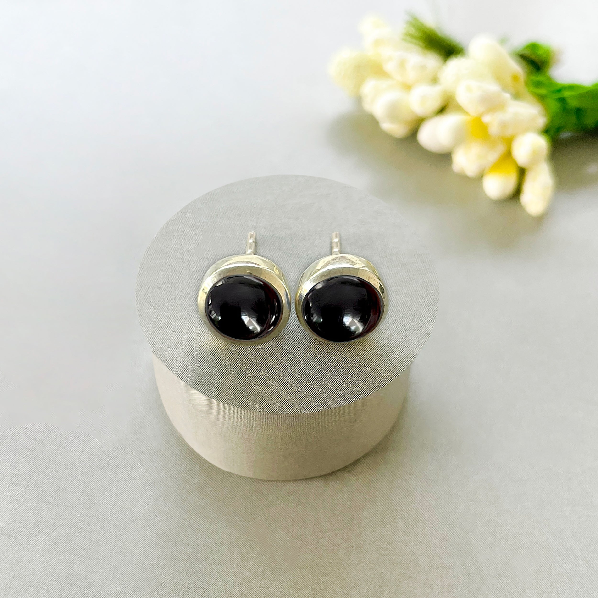 Black Onyx Stud Earring-(BOX-SE-724.)