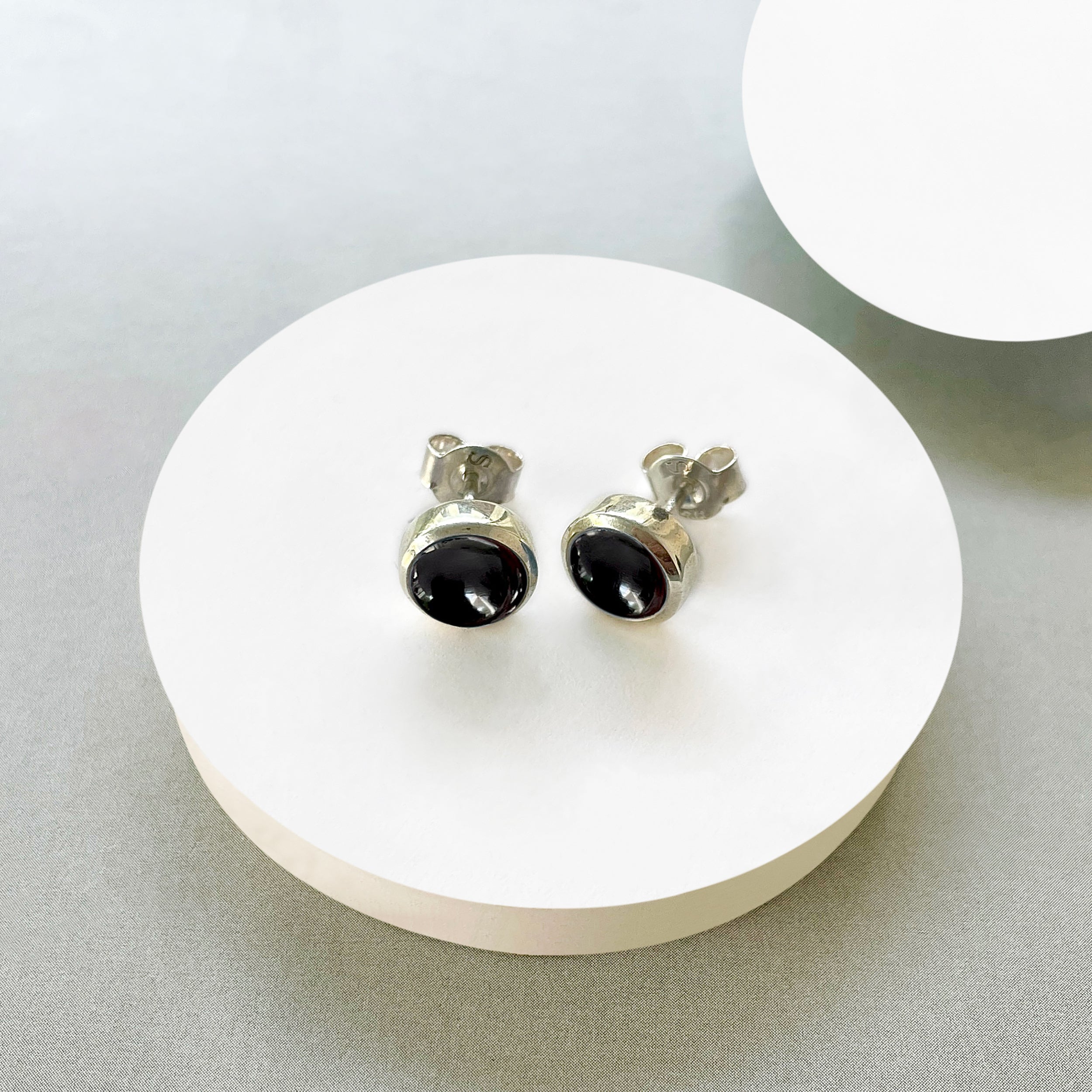 Black Onyx Stud Earring-(BOX-SE-724.)