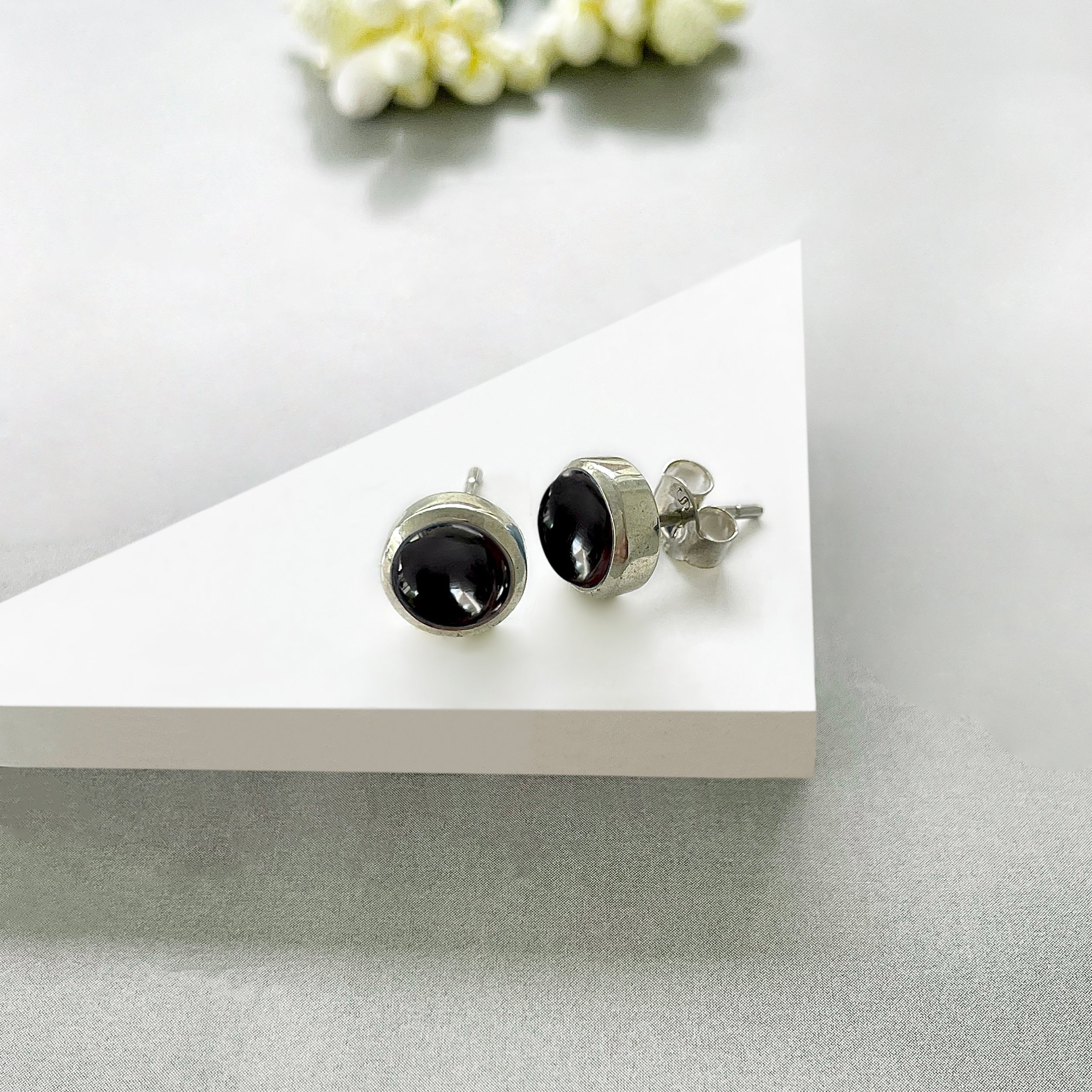 Black Onyx Stud Earring-(BOX-SE-724.)