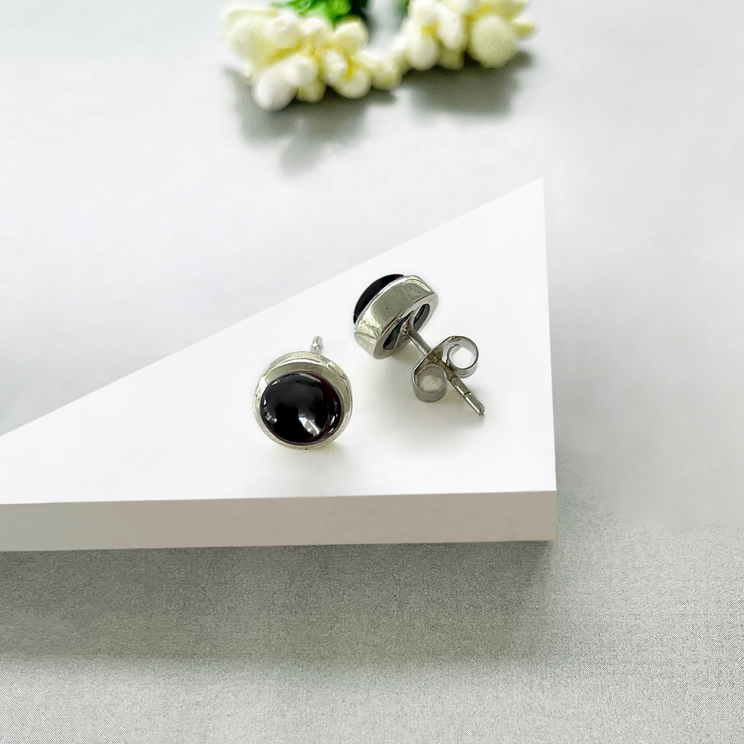 Black Onyx Stud Earring-(BOX-SE-724.)