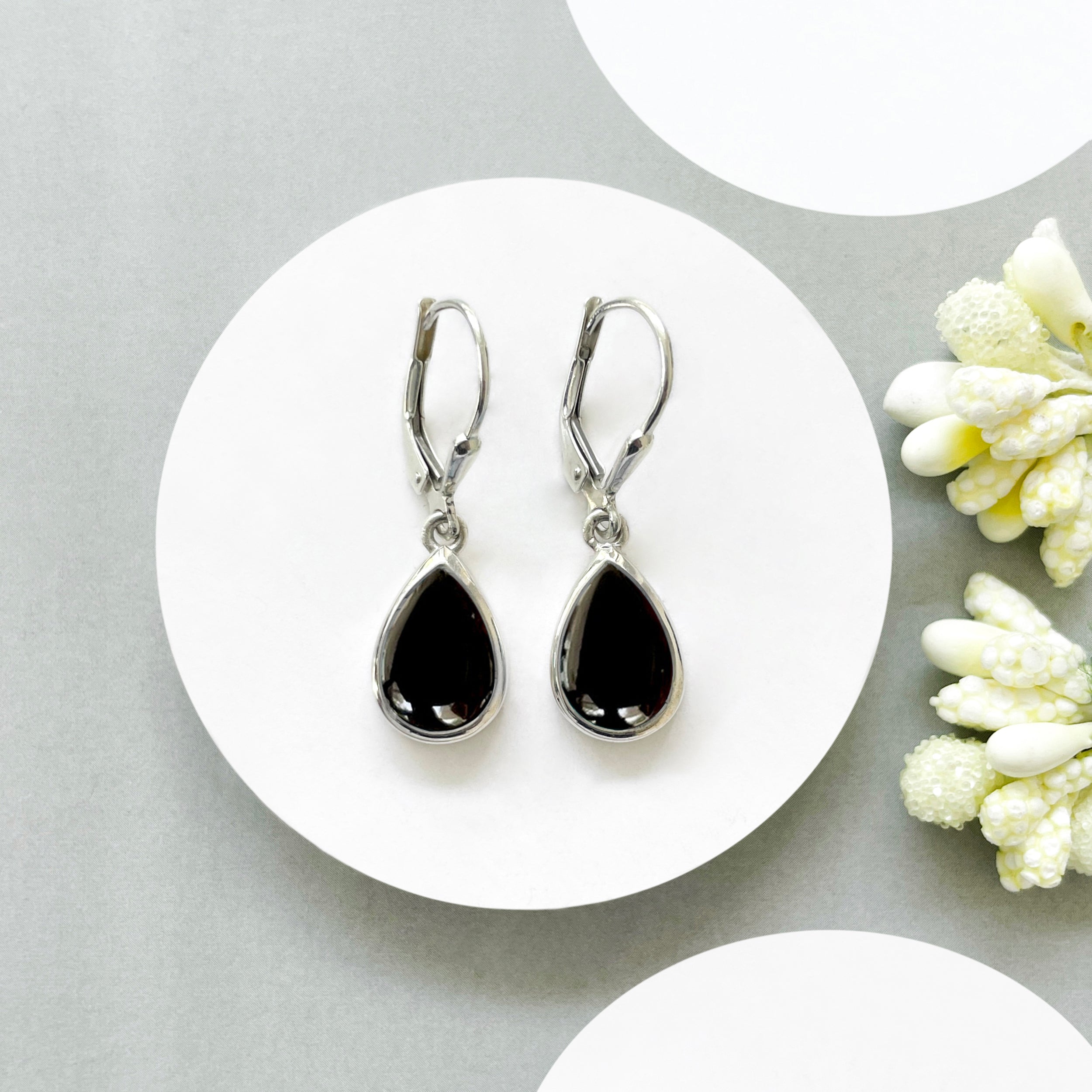 Black Onyx Leverback Earring-(BOX-SE-728.)
