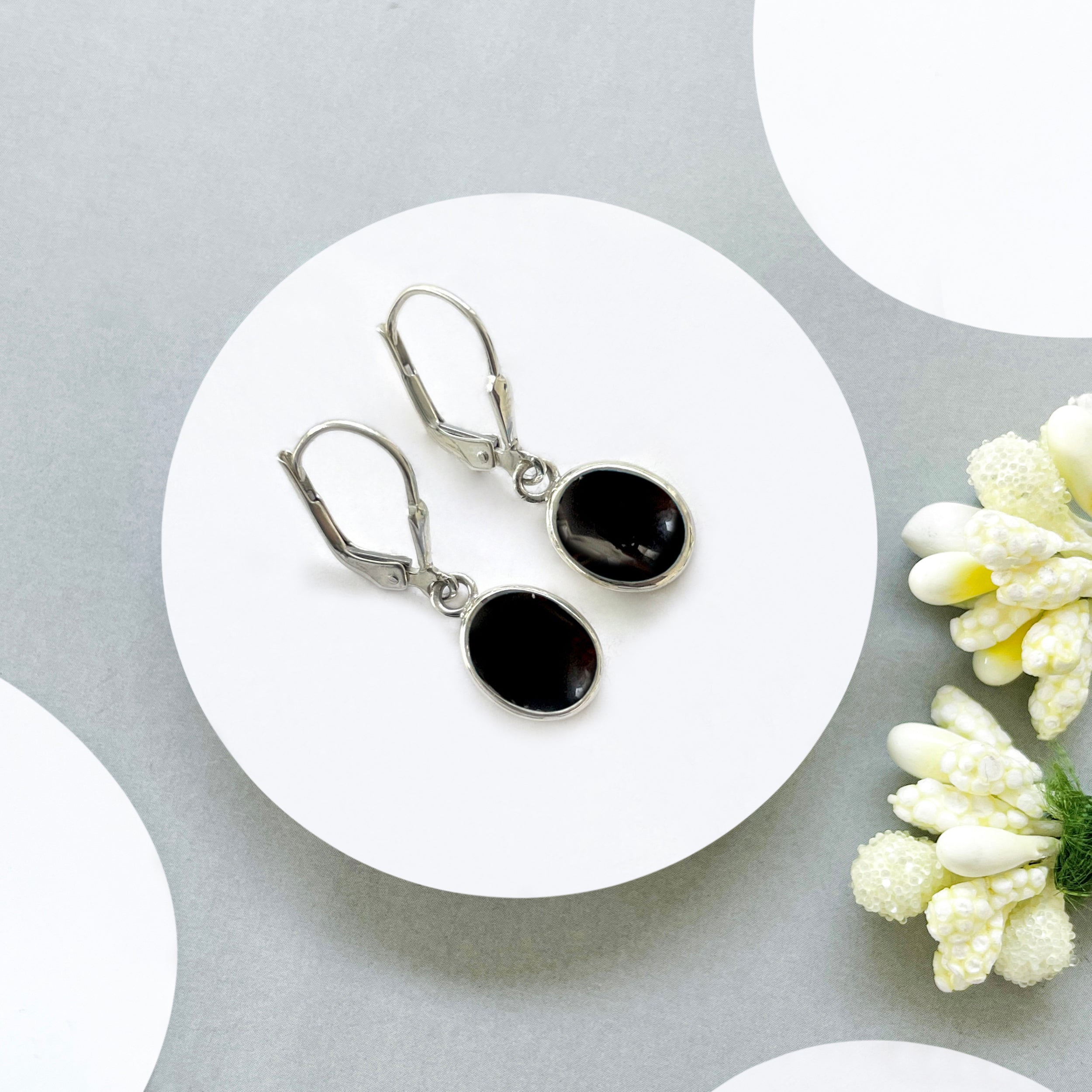 Black Onyx Leverback Earring-(BOX-SE-829.)