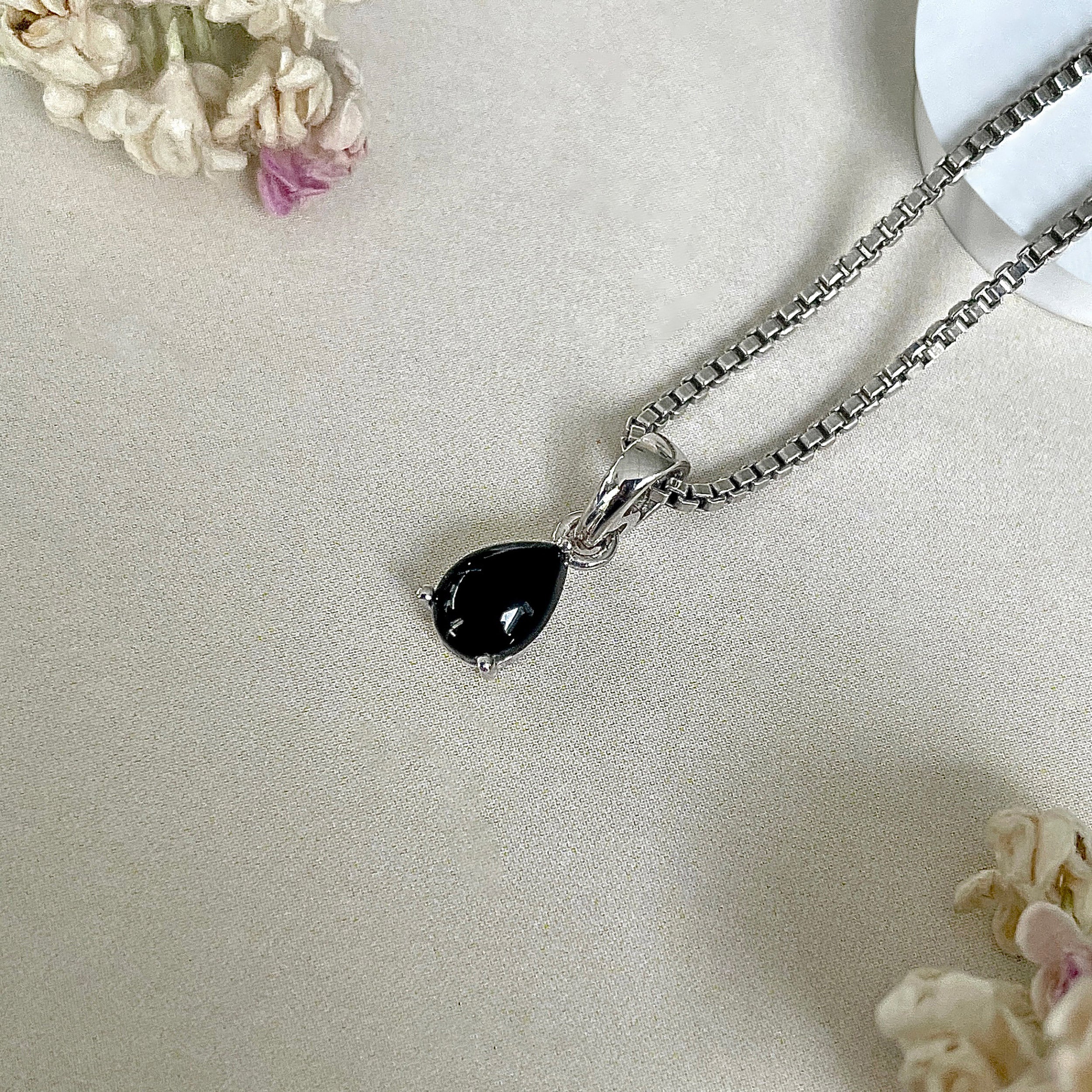 Black Onyx Pendant-(BOX-SP-1169.)