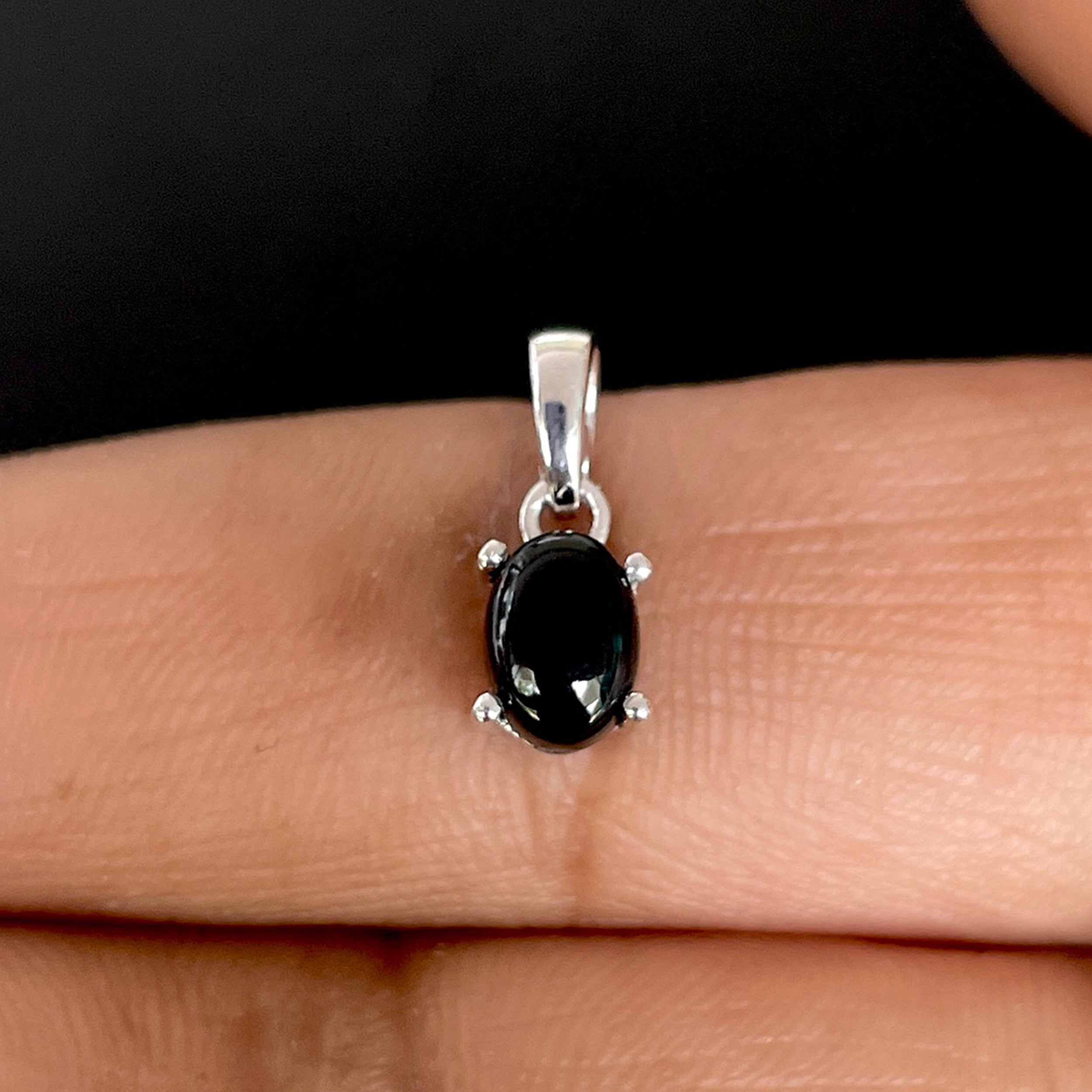 Black Onyx Pendant-(BOX-SP-1170.)