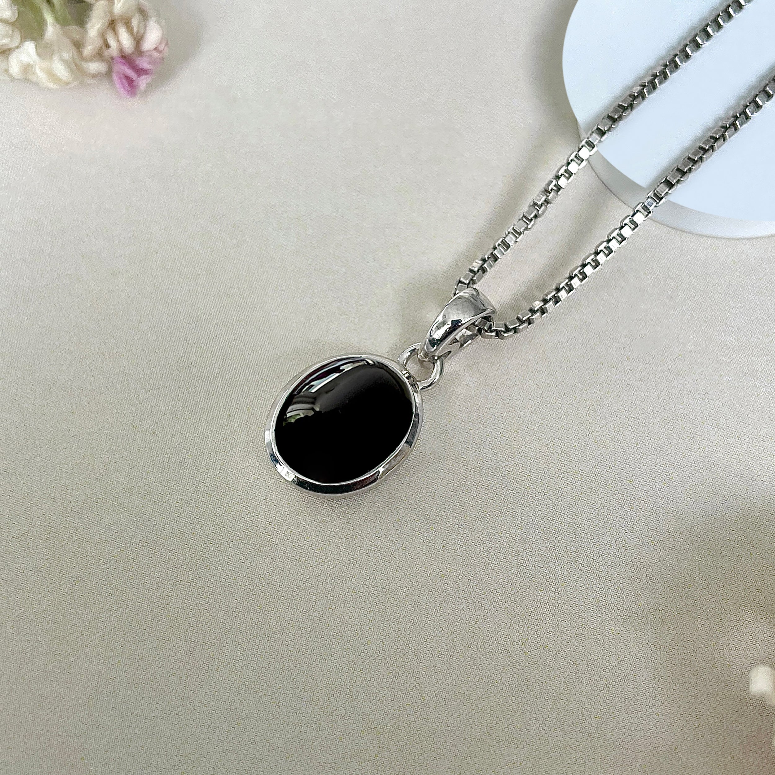 Black Onyx Pendant-(BOX-SP-684.)