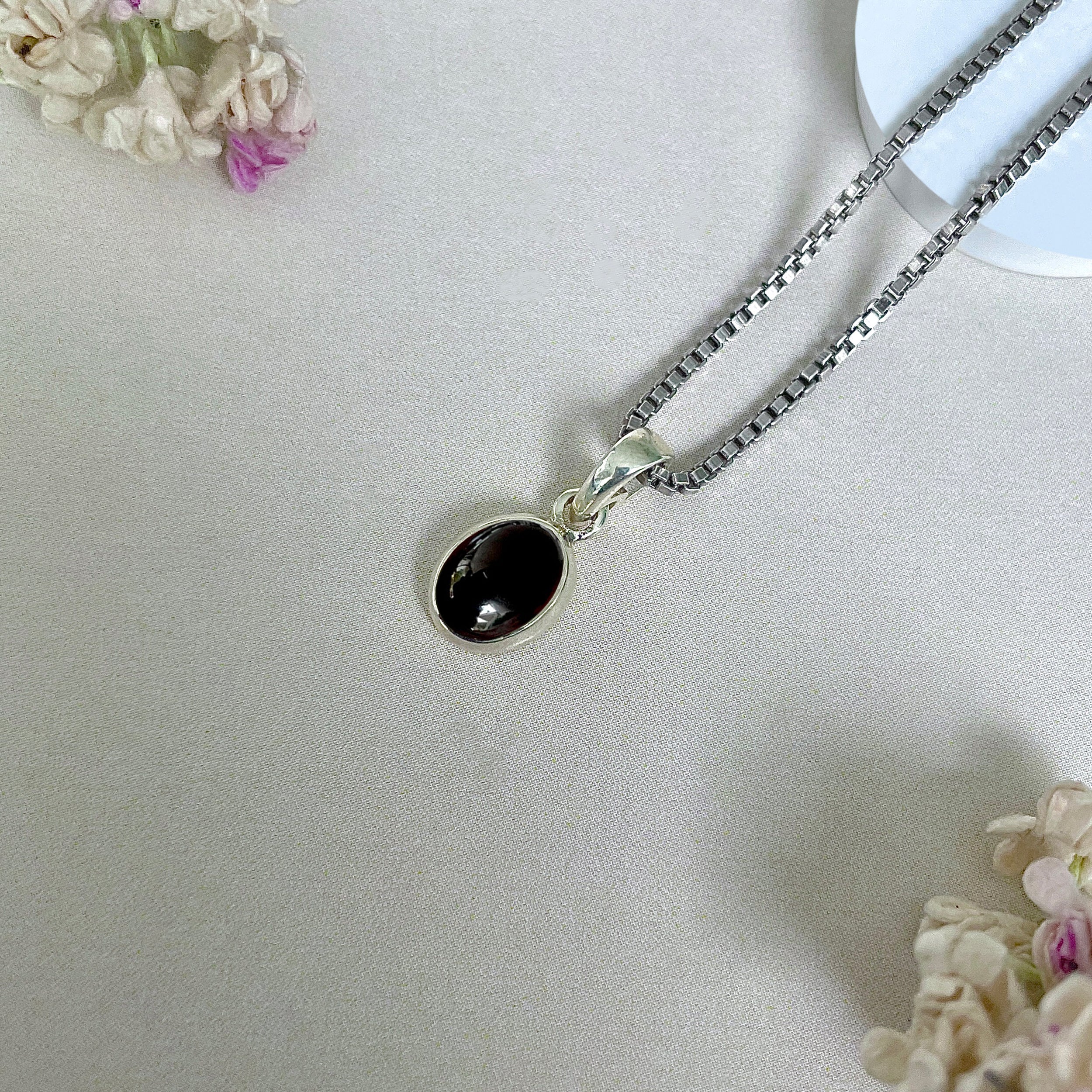 Black Onyx Pendant-(BOX-SP-685.)