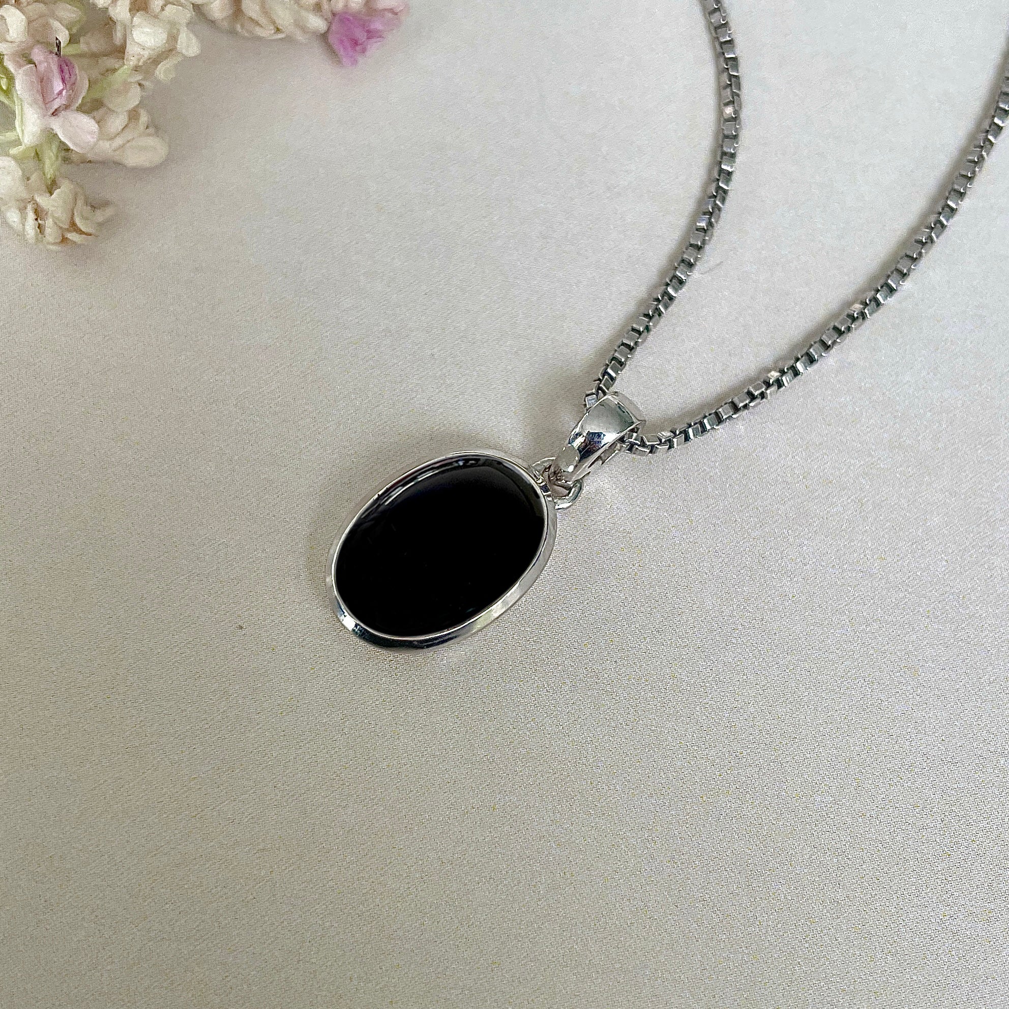 Black Onyx Pendant-(BOX-SP-686.)