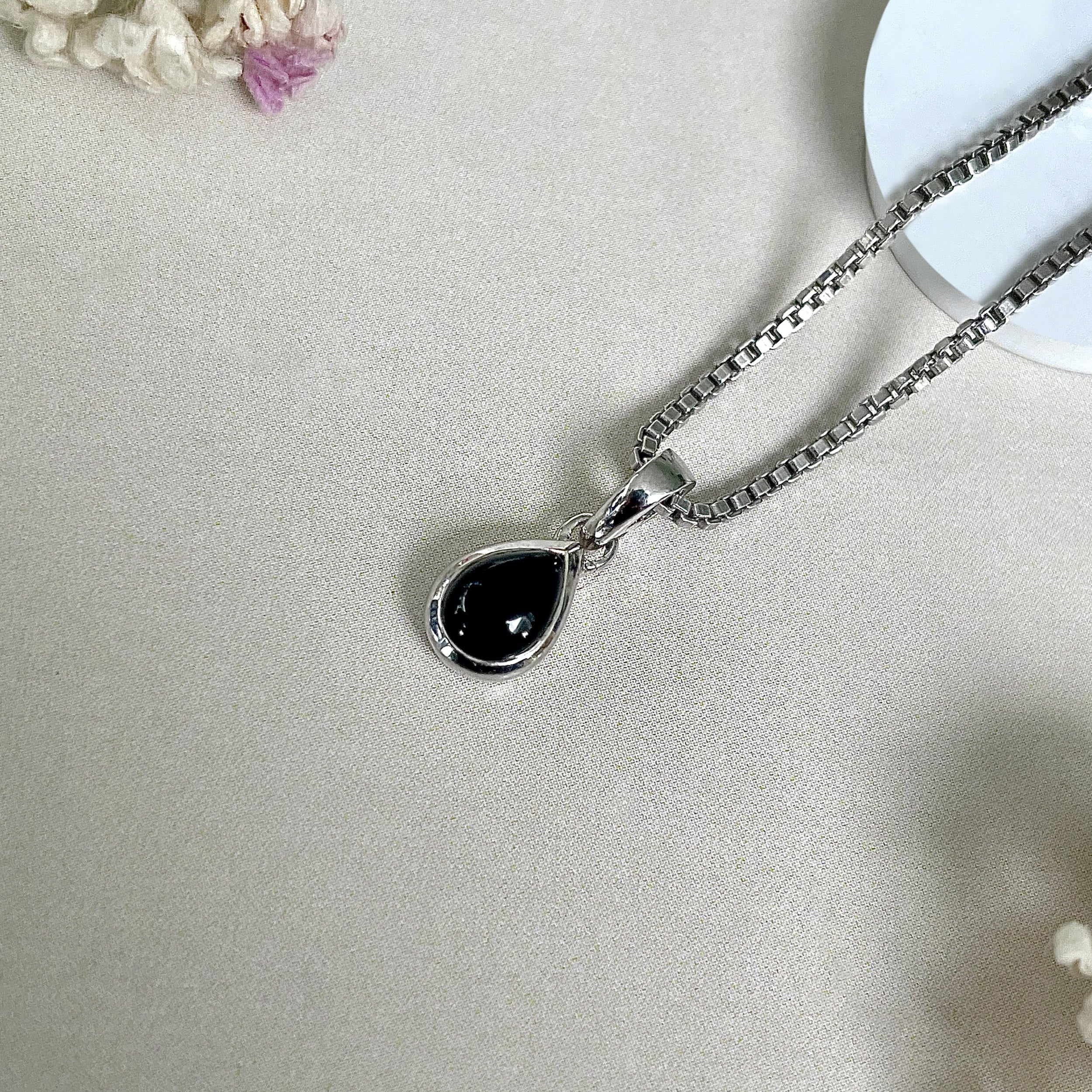 Black Onyx Pendant-(BOX-SP-941.)
