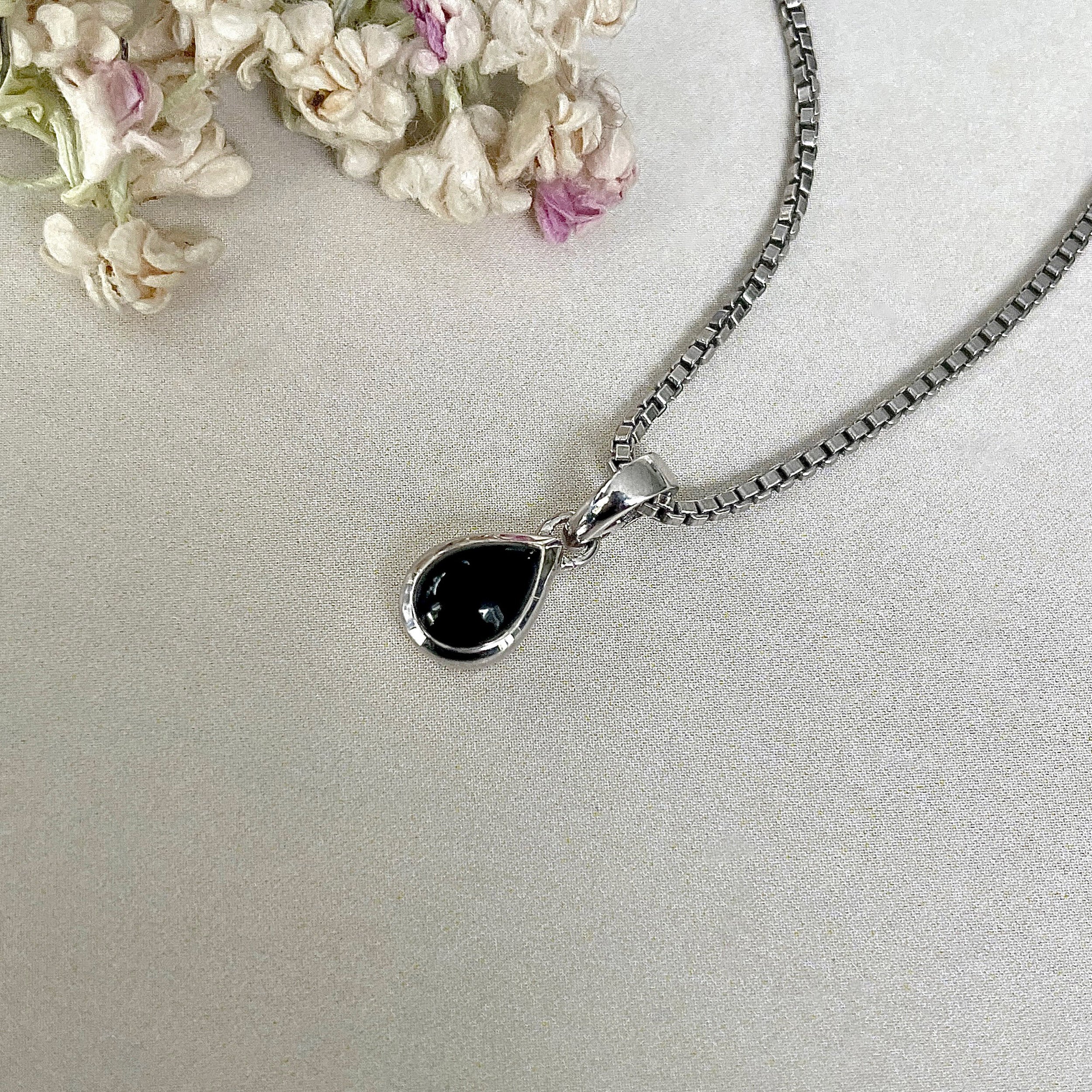 Black Onyx Pendant-(BOX-SP-941.)