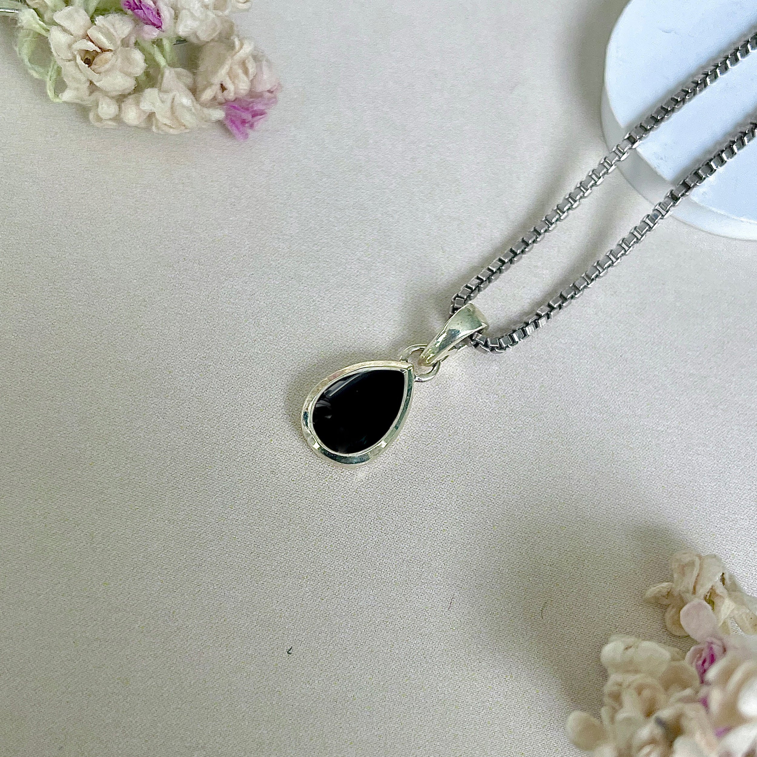 Black Onyx Pendant-(BOX-SP-943.)