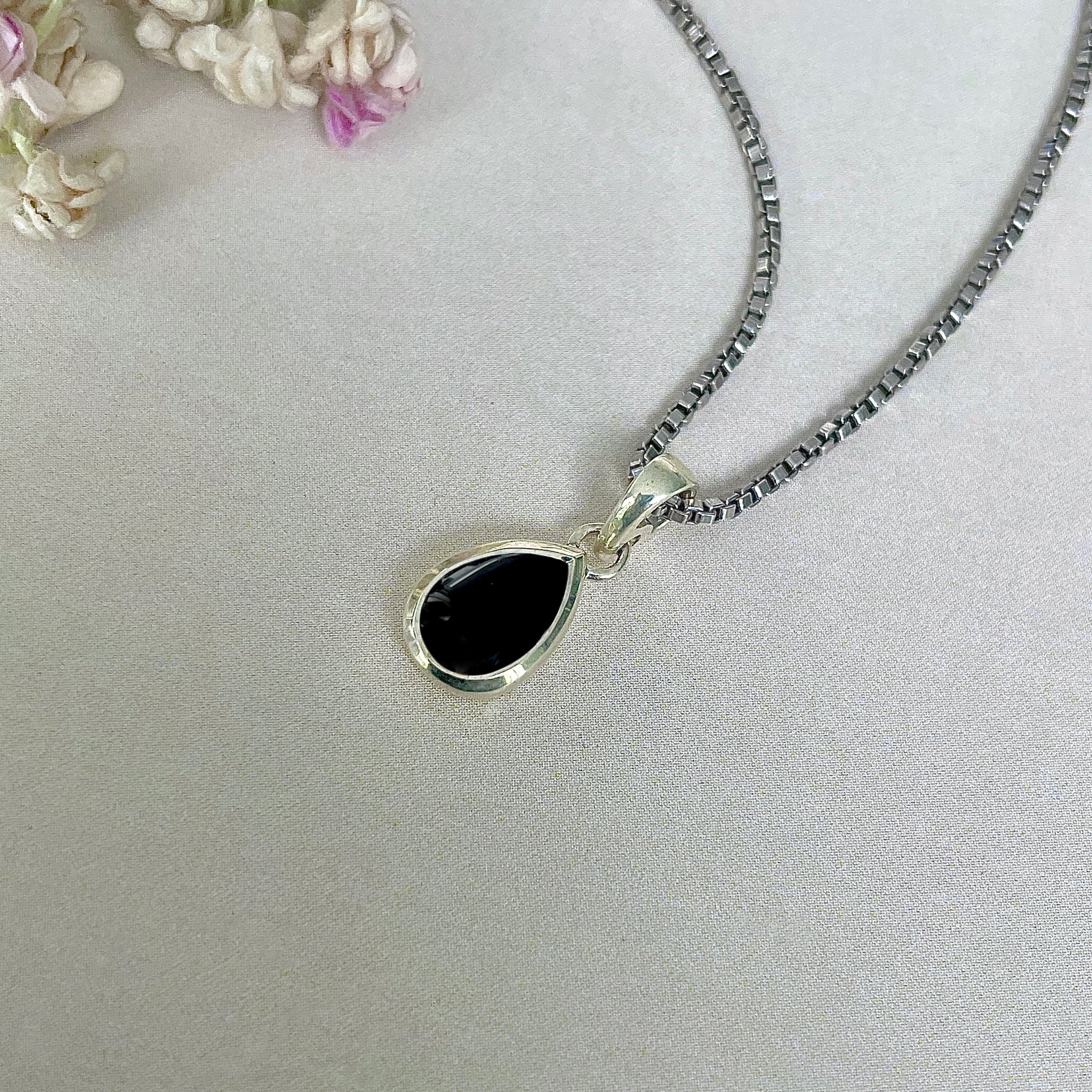 Black Onyx Pendant-(BOX-SP-943.)