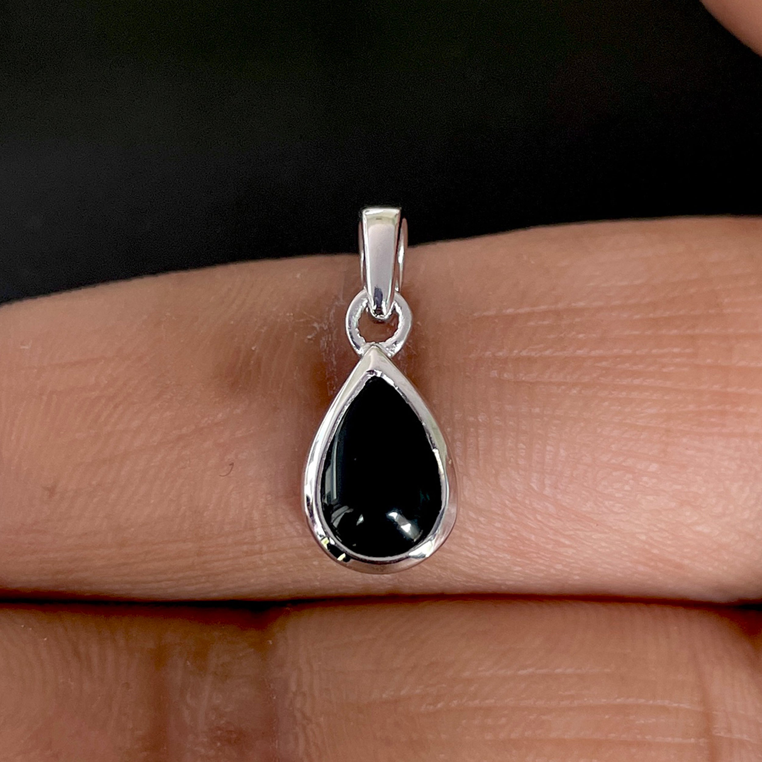 Black Onyx Pendant-(BOX-SP-943.)