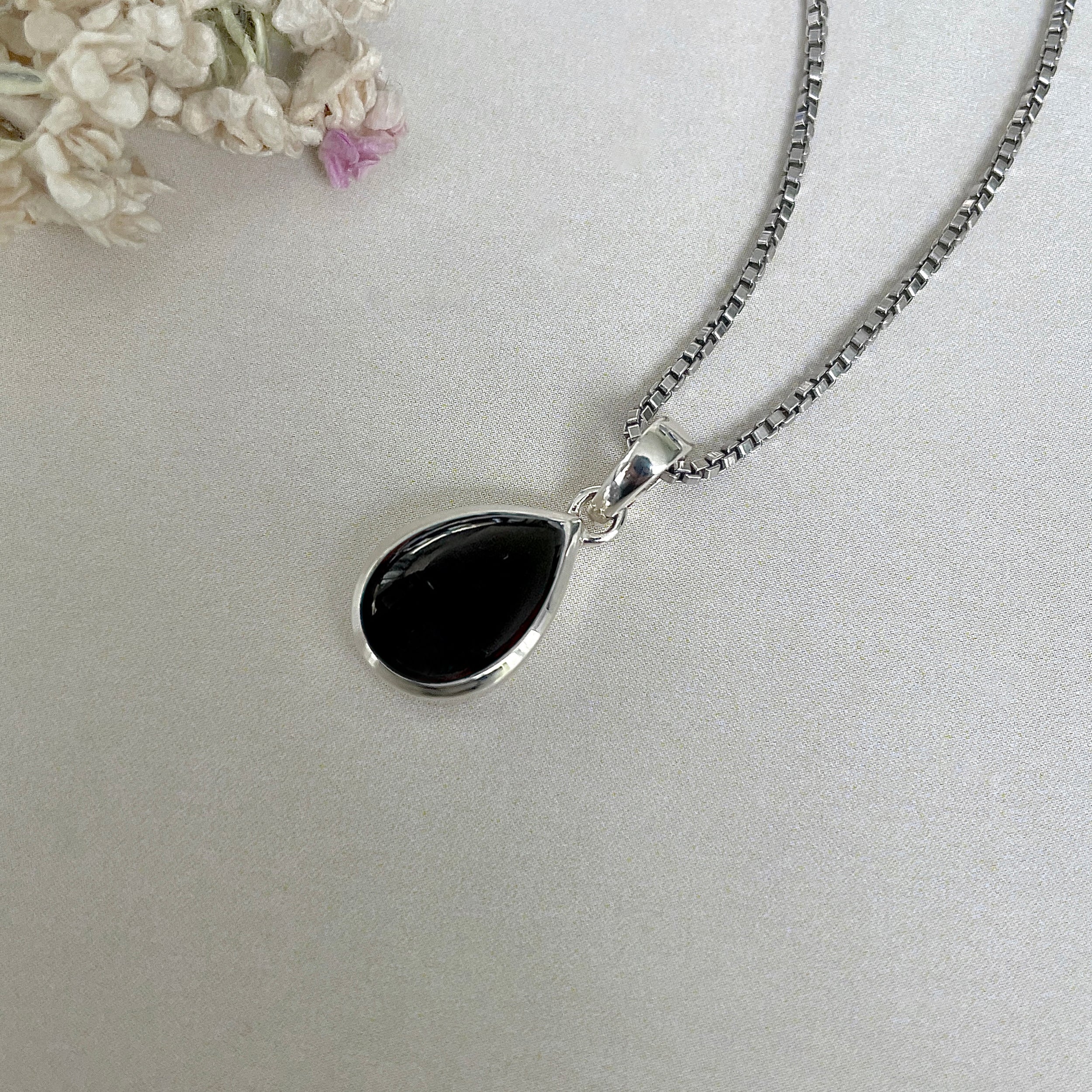 Black Onyx Pendant-(BOX-SP-946.)