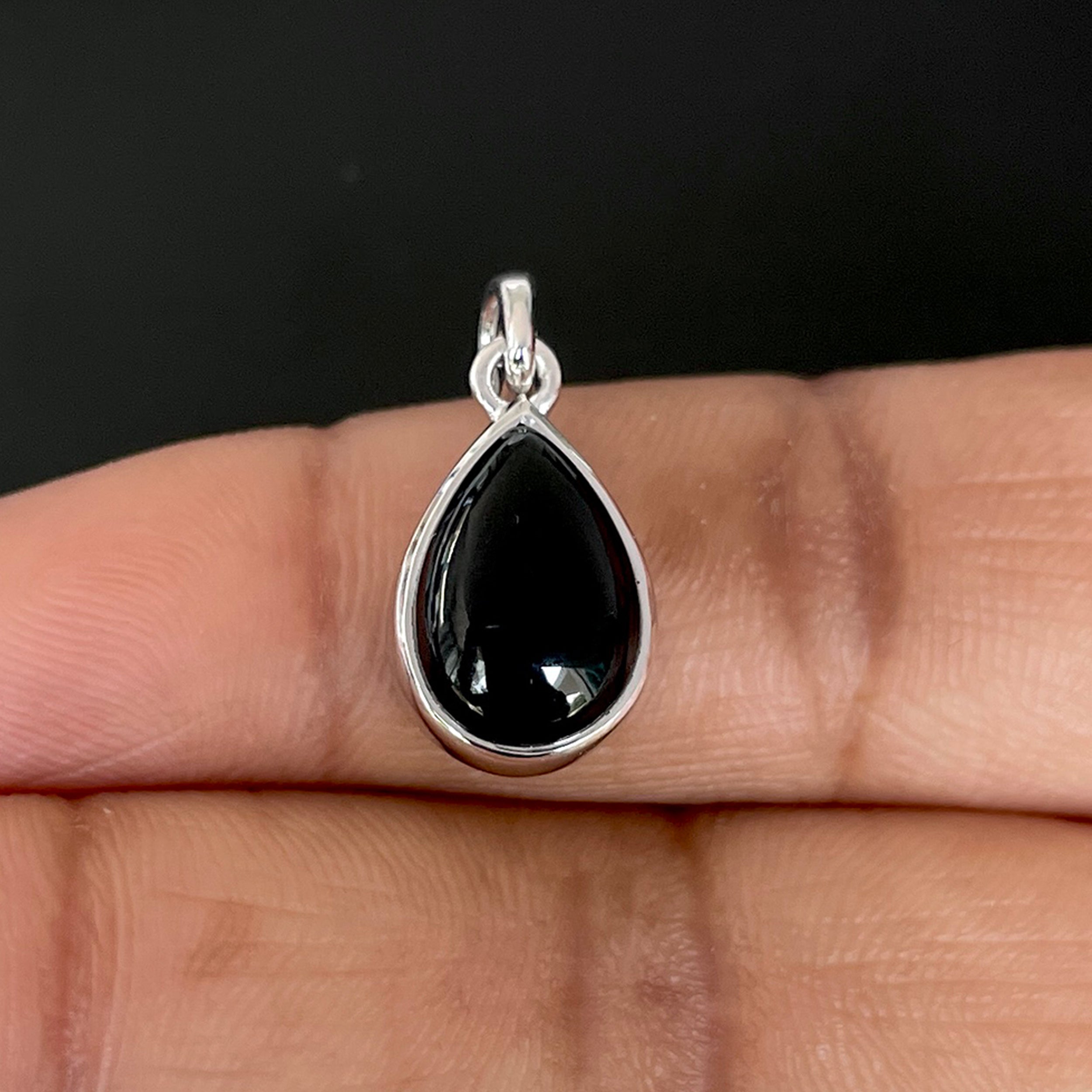 Black Onyx Pendant-(BOX-SP-946.)