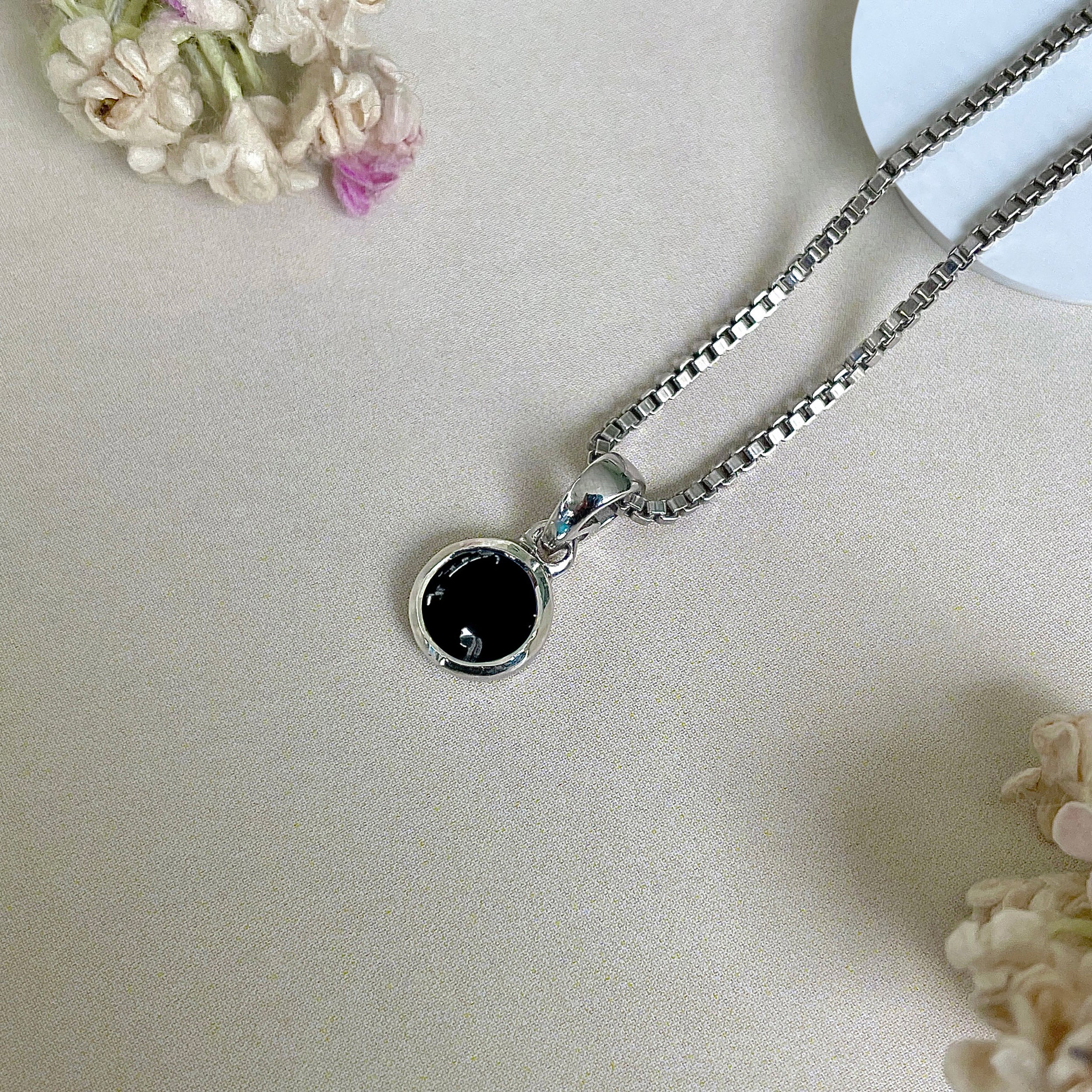 Black Onyx Pendant-(BOX-SP-949.)