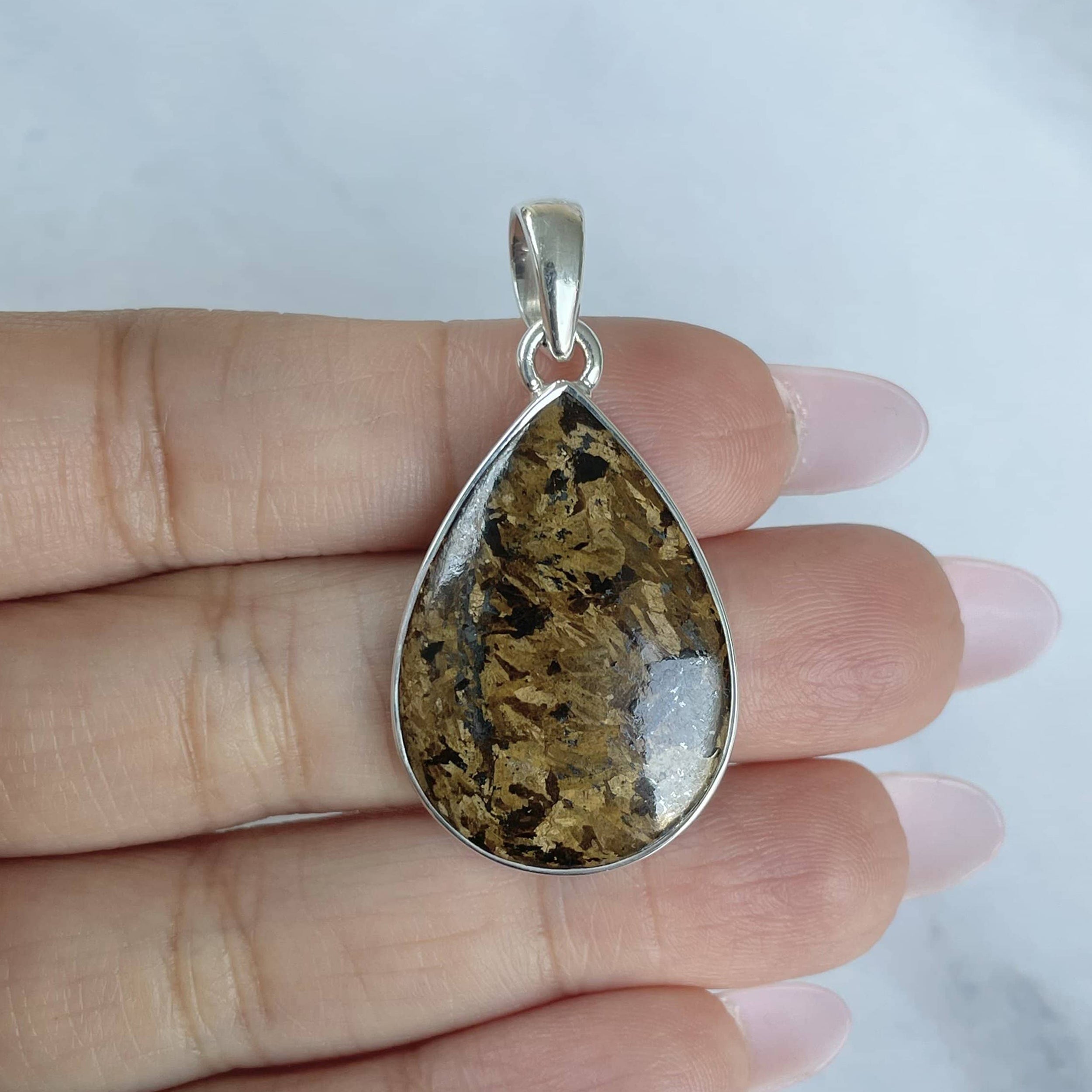 Bronzite Pendant-(BRZ-P-15.)