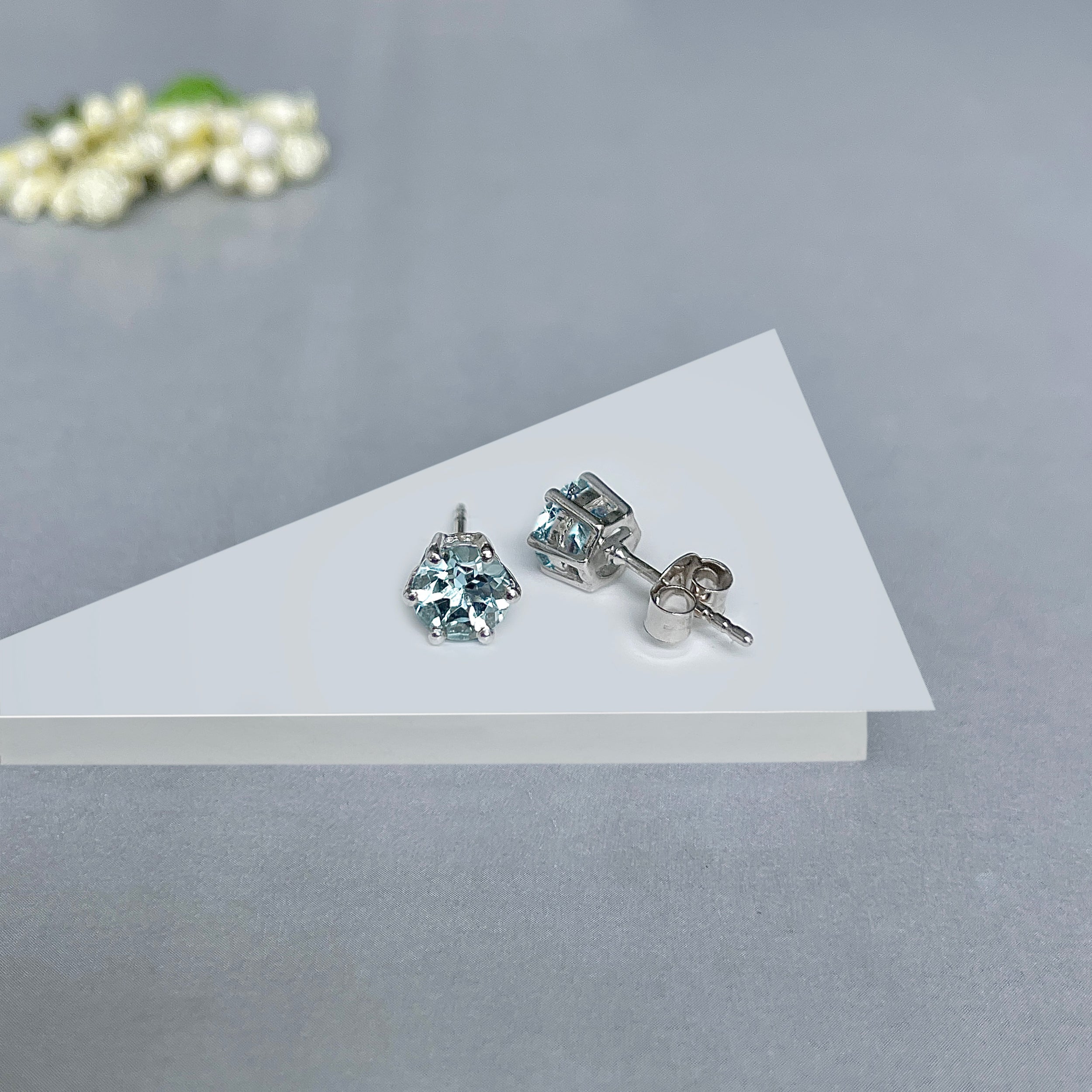 Blue Topaz Stud Earrings-(BTZ-SE-1024.)