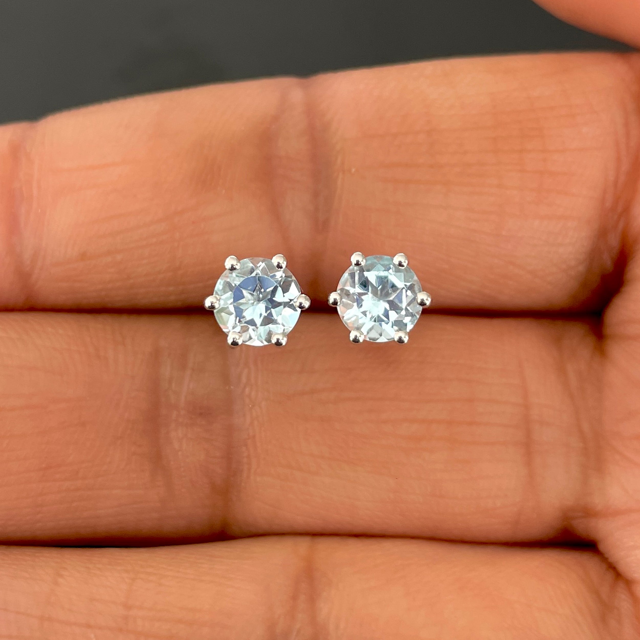 Blue Topaz Stud Earring-(BTZ-SE-1024.)