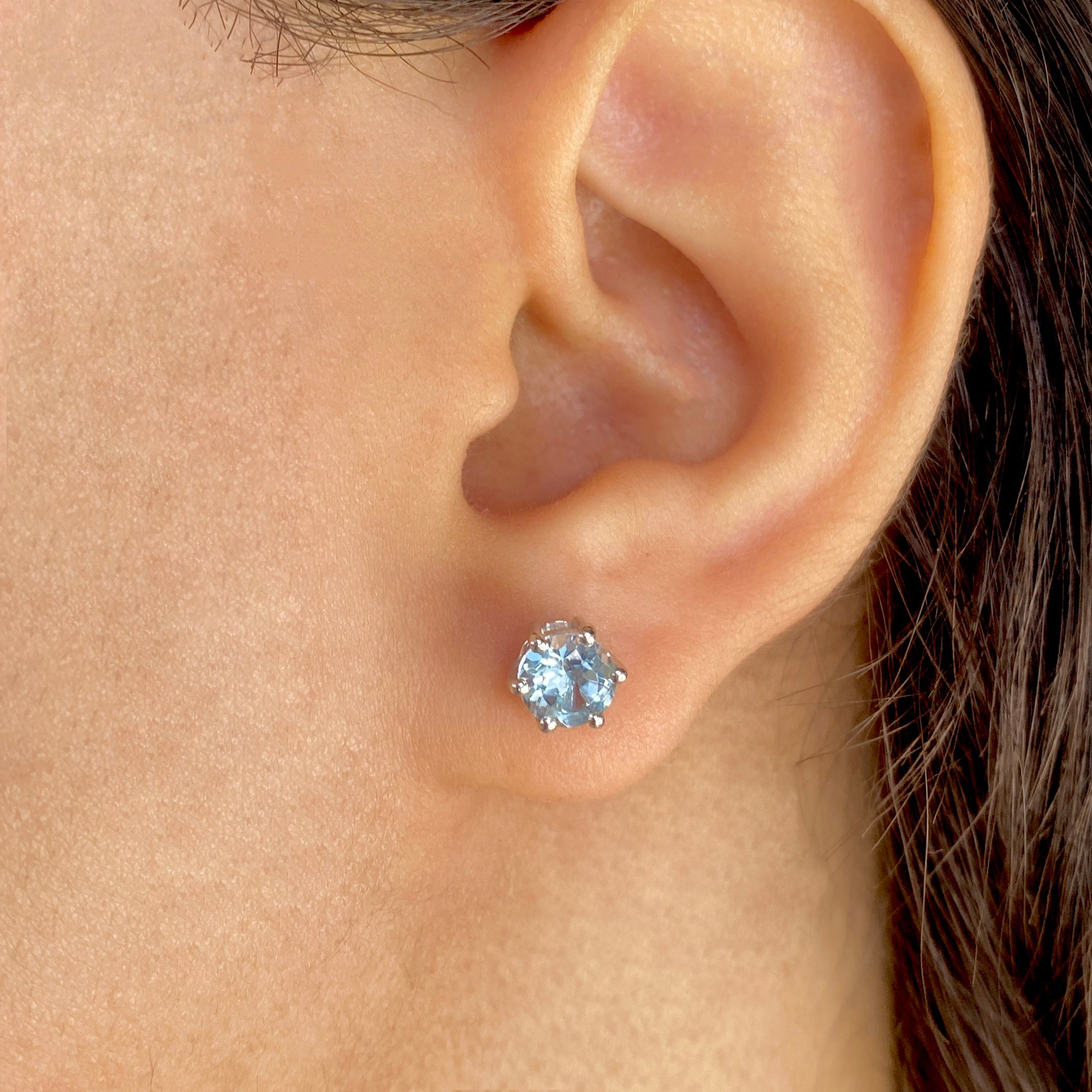 Blue Topaz Stud Earrings-(BTZ-SE-1024.)
