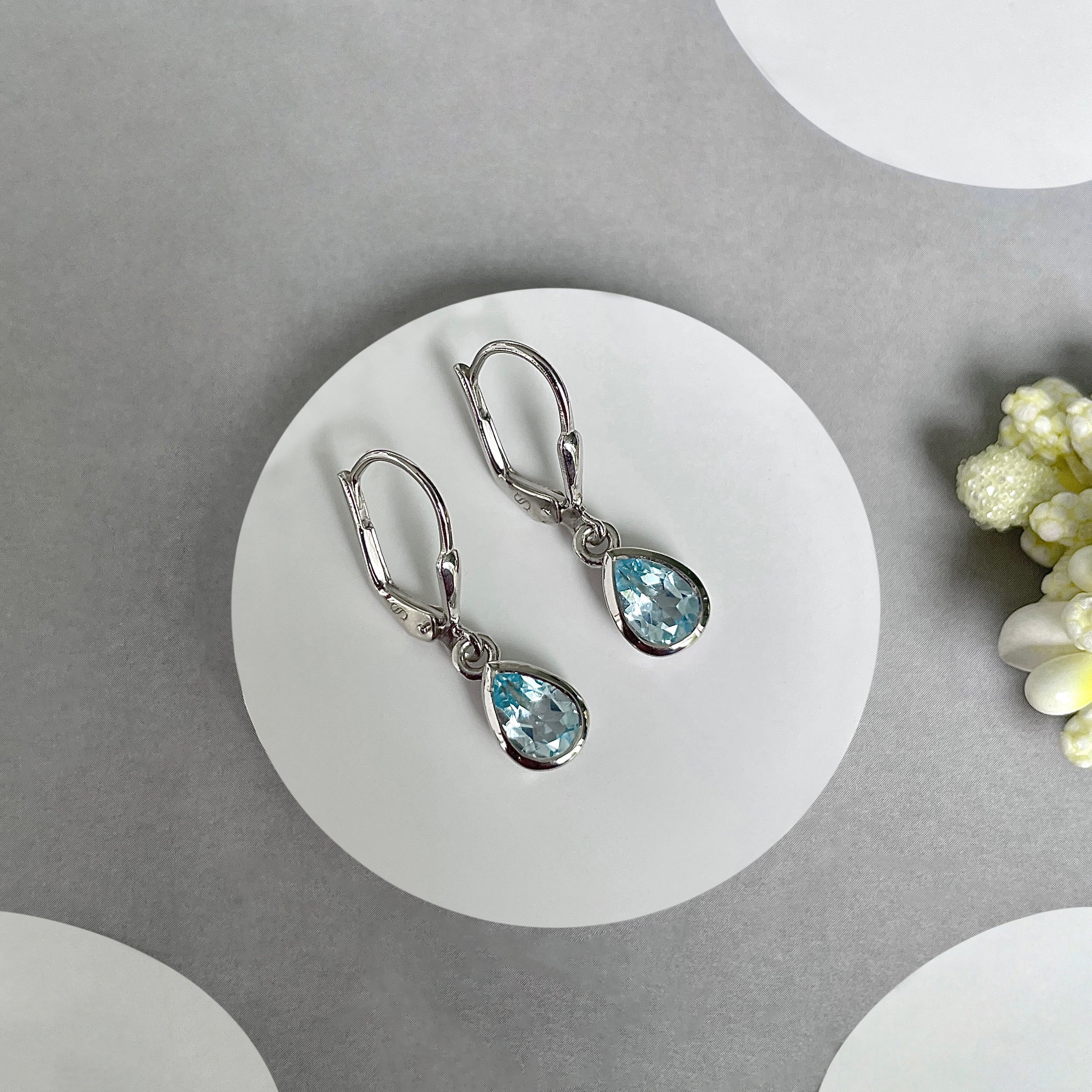 Blue Topaz Leverback Earrings-(BTZ-SE-1317.)