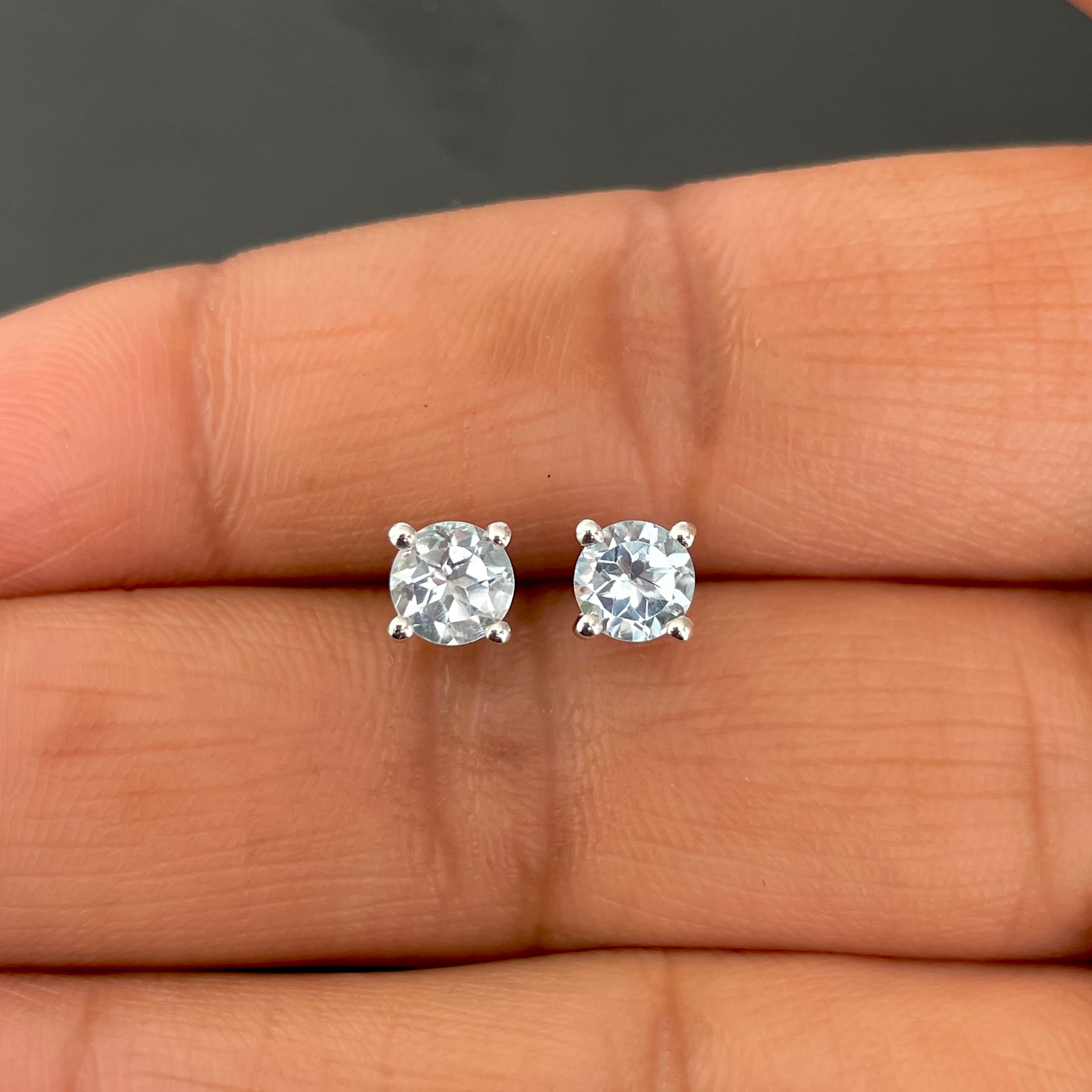 Blue Topaz Stud Earring-(BTZ-SE-1321.)