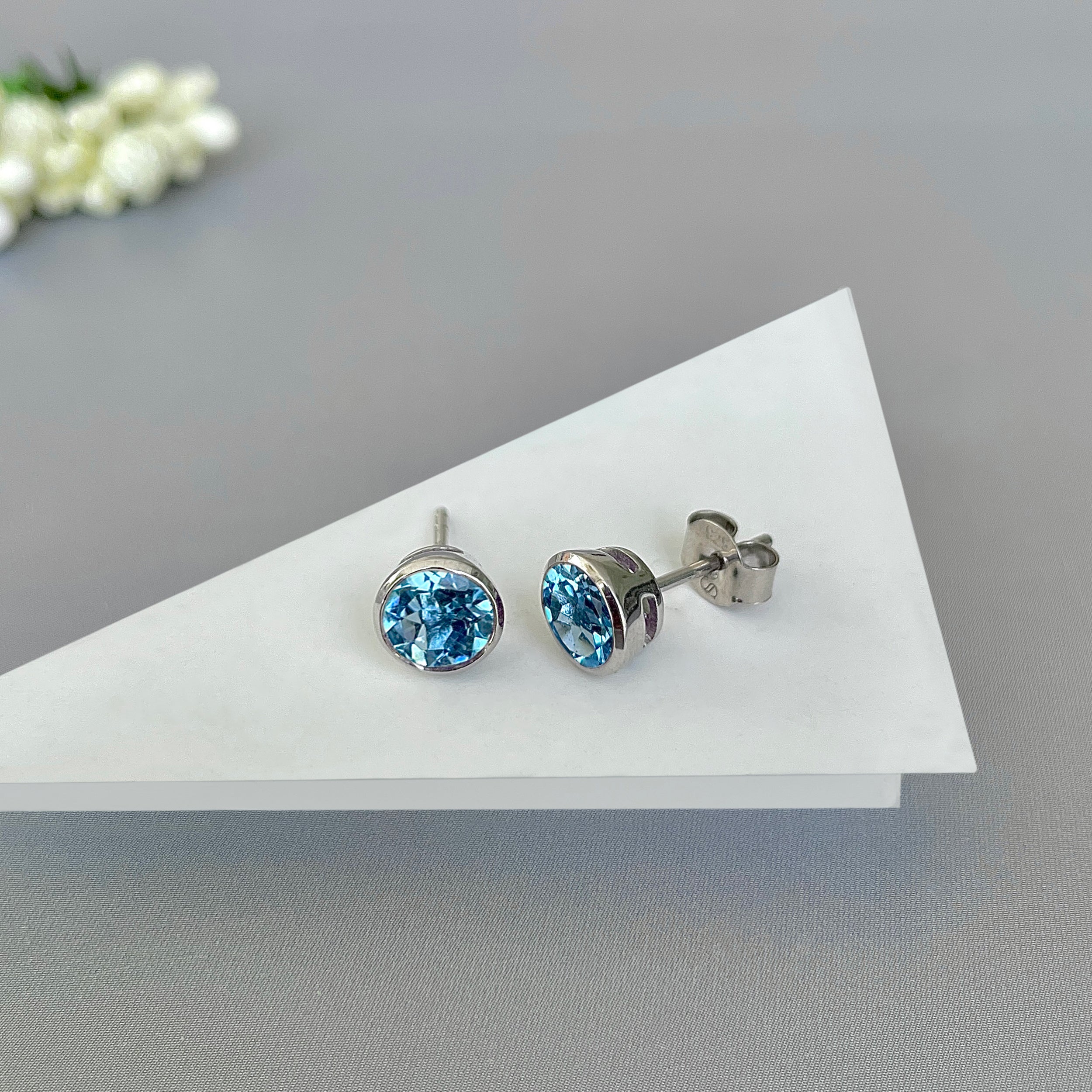 Blue Topaz Stud Earring-(BTZ-SE-1426.)