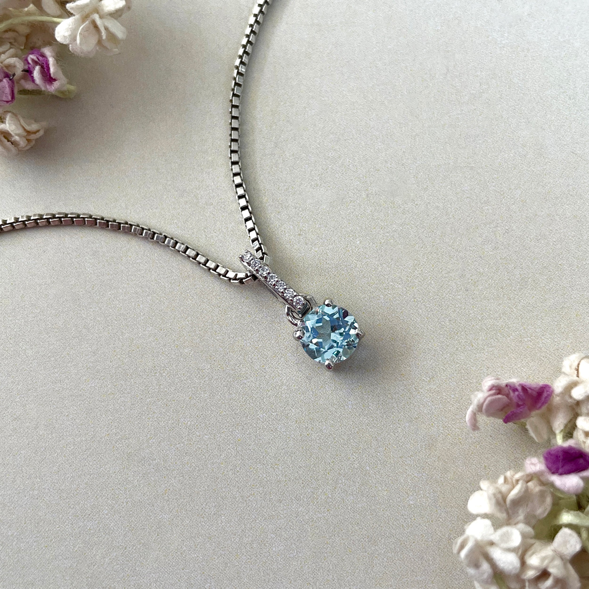 Blue Topaz Pendant-( BTZ-SP-549 )