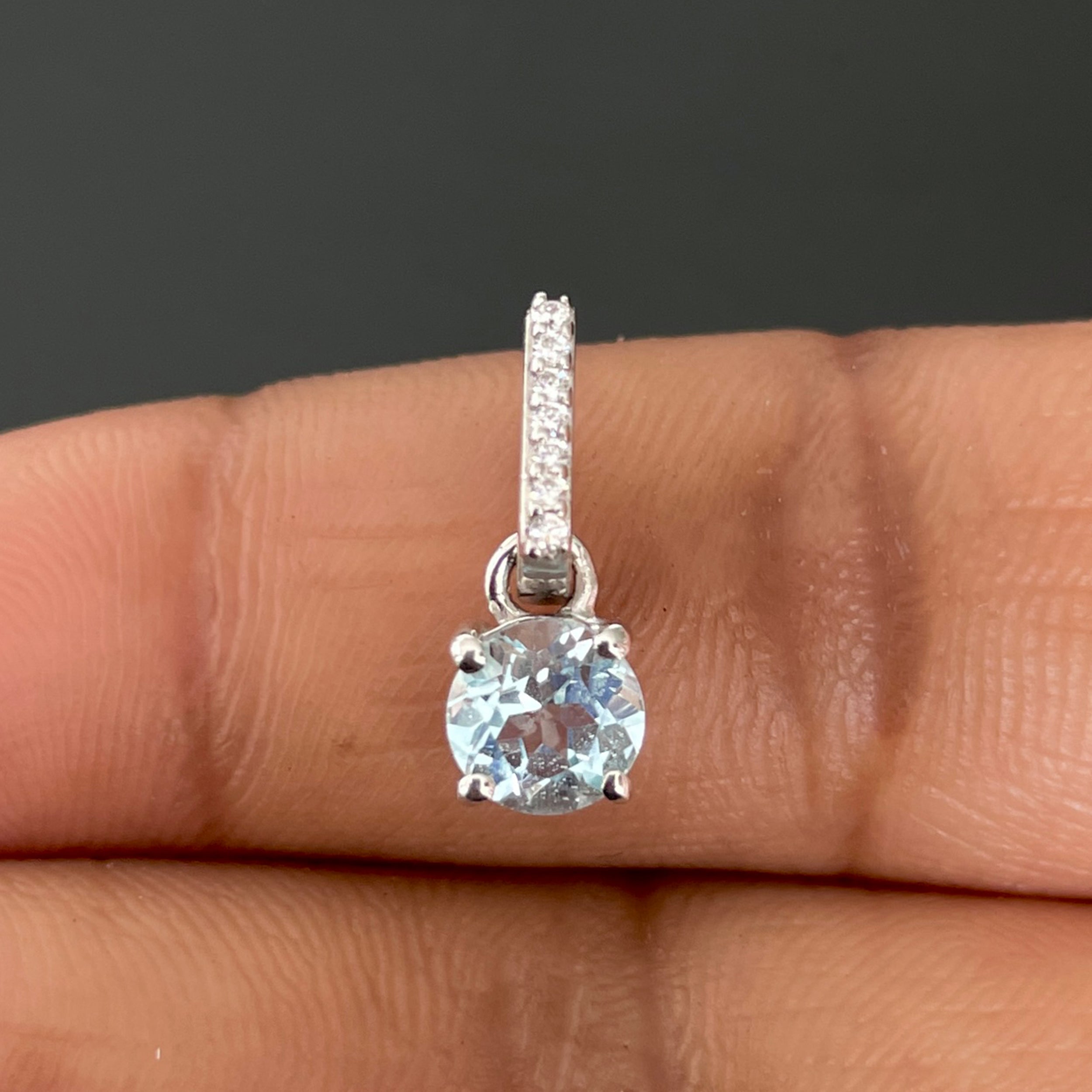 Blue Topaz Pendant-( BTZ-SP-549 )